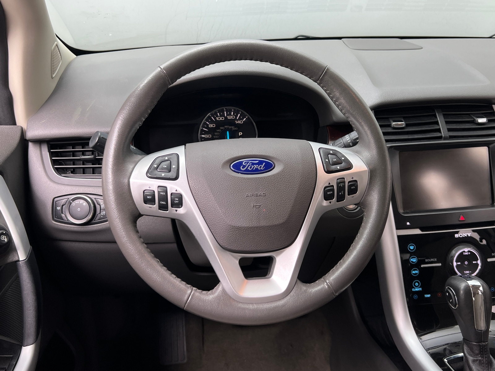 Thumbnail: 2014 Ford Edge - 4