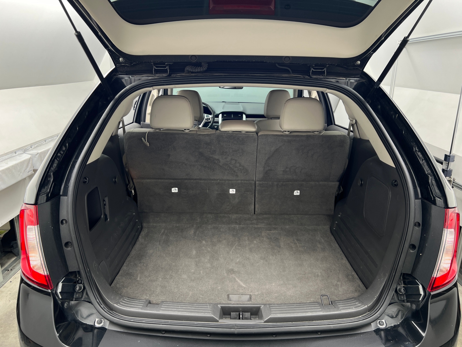 Thumbnail: 2014 Ford Edge - 6