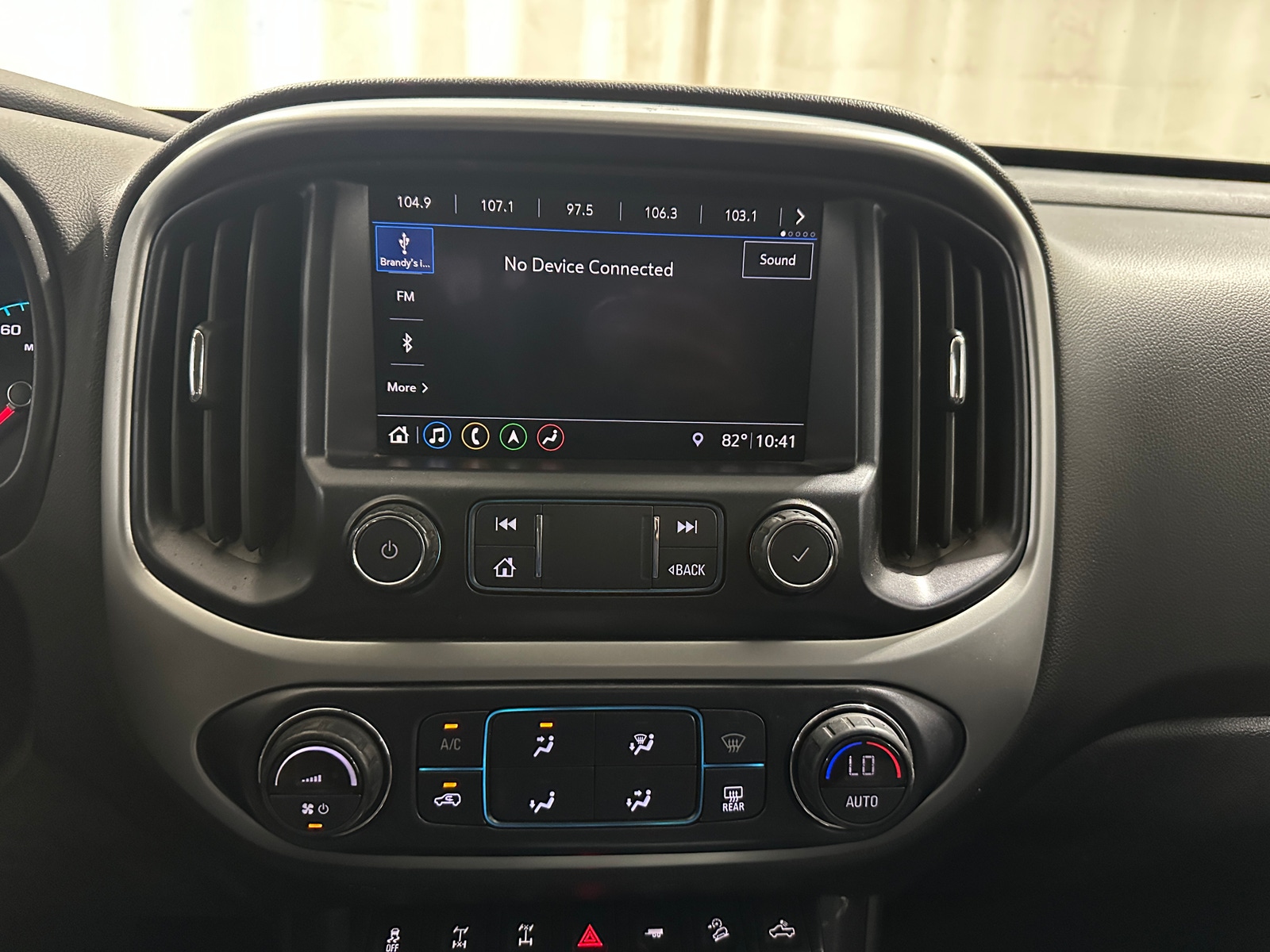 Thumbnail: 2020 Chevrolet Colorado - 3