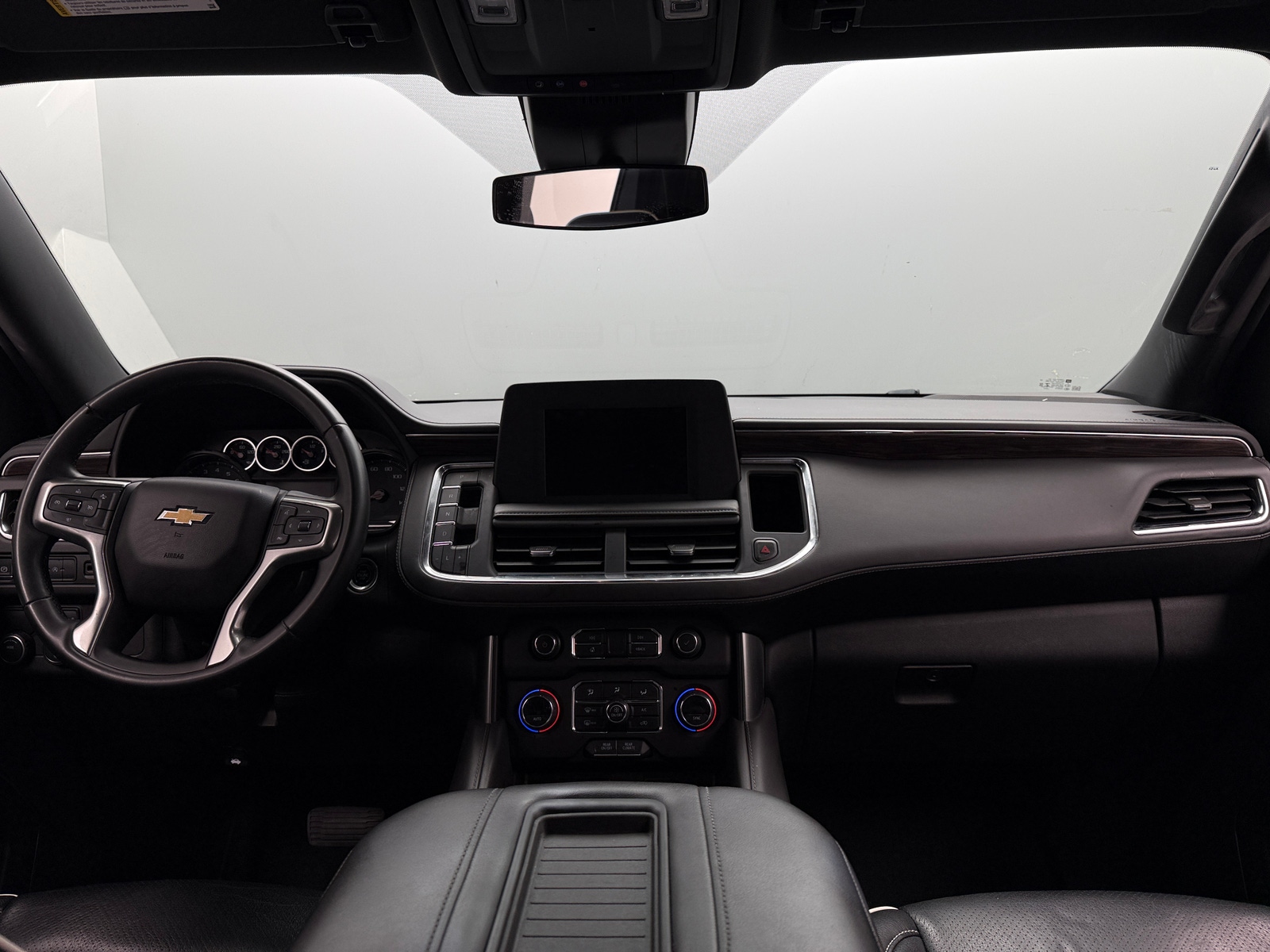 Thumbnail: 2023 Chevrolet Tahoe - 3