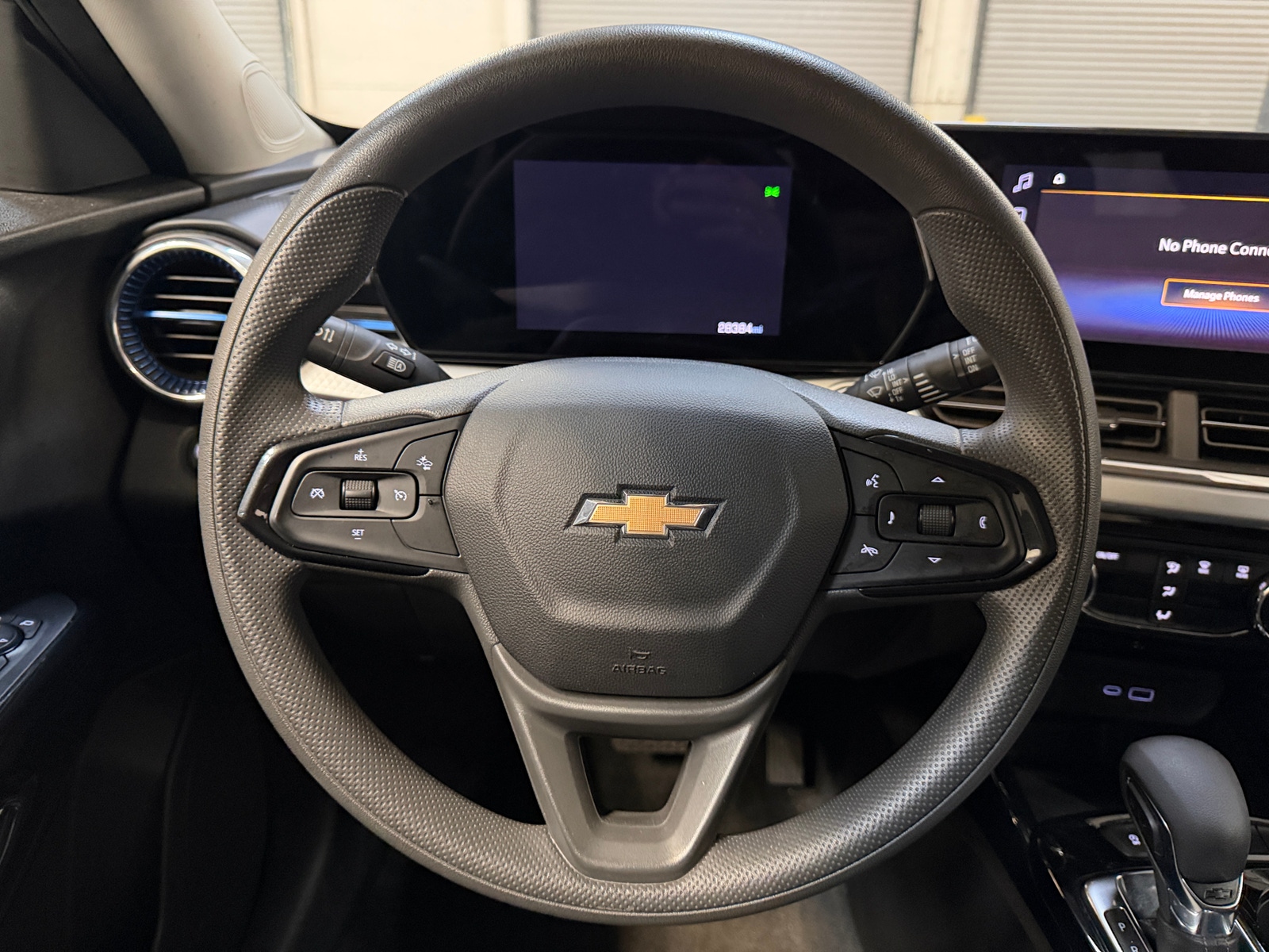 Thumbnail: 2025 Chevrolet Trax - 4