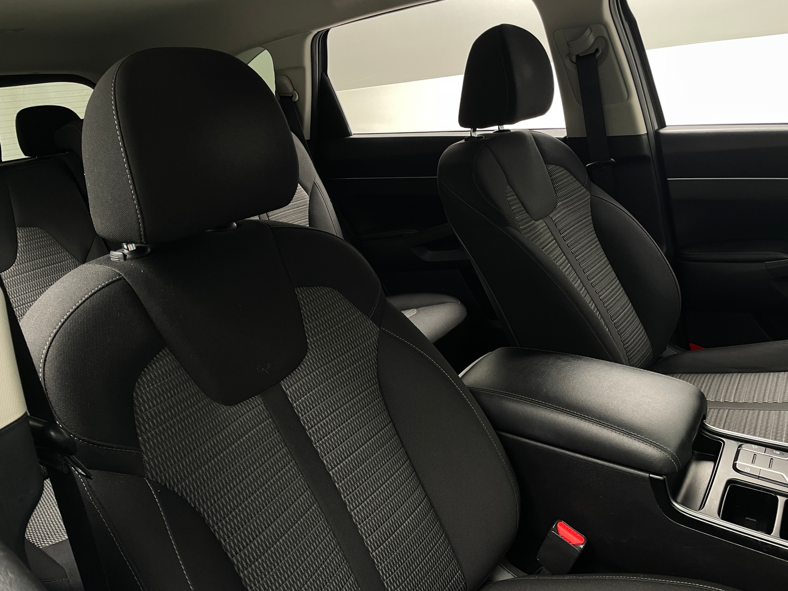 Thumbnail: 2023 Kia Sorento - 2
