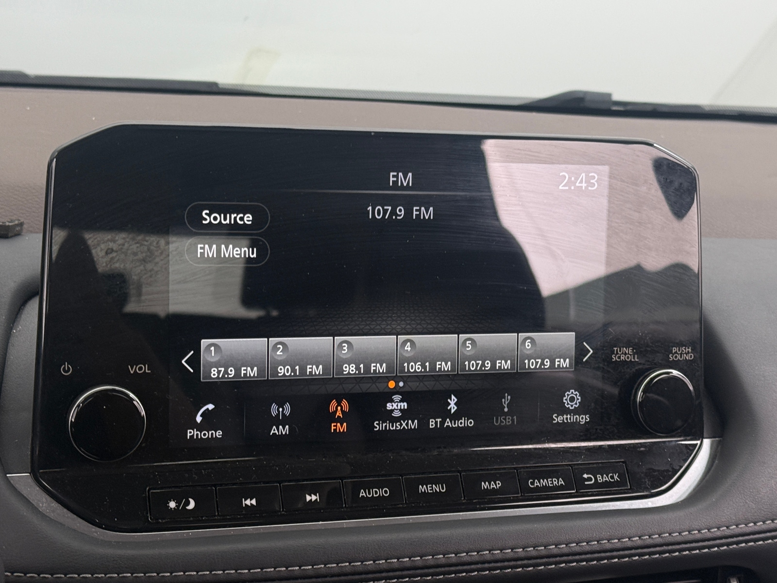 Thumbnail: 2021 Nissan Rogue - 3