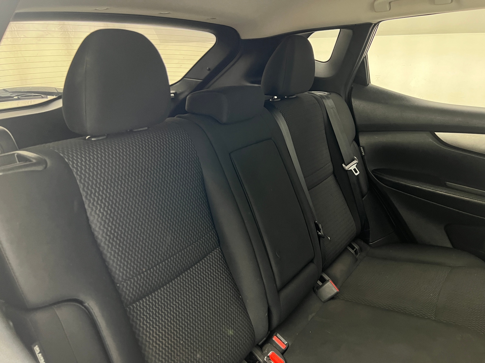 Thumbnail: 2020 Nissan Rogue Sport - 6