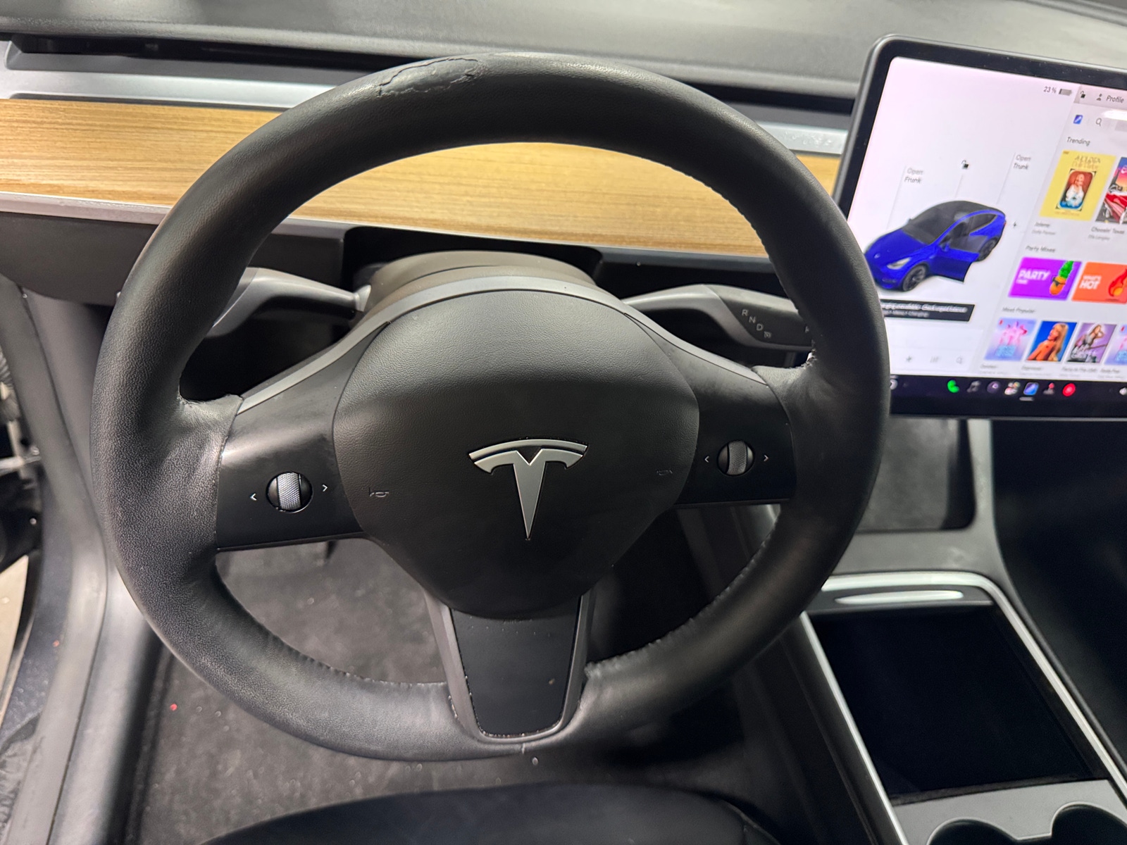 Thumbnail: 2022 Tesla Model Y - 4