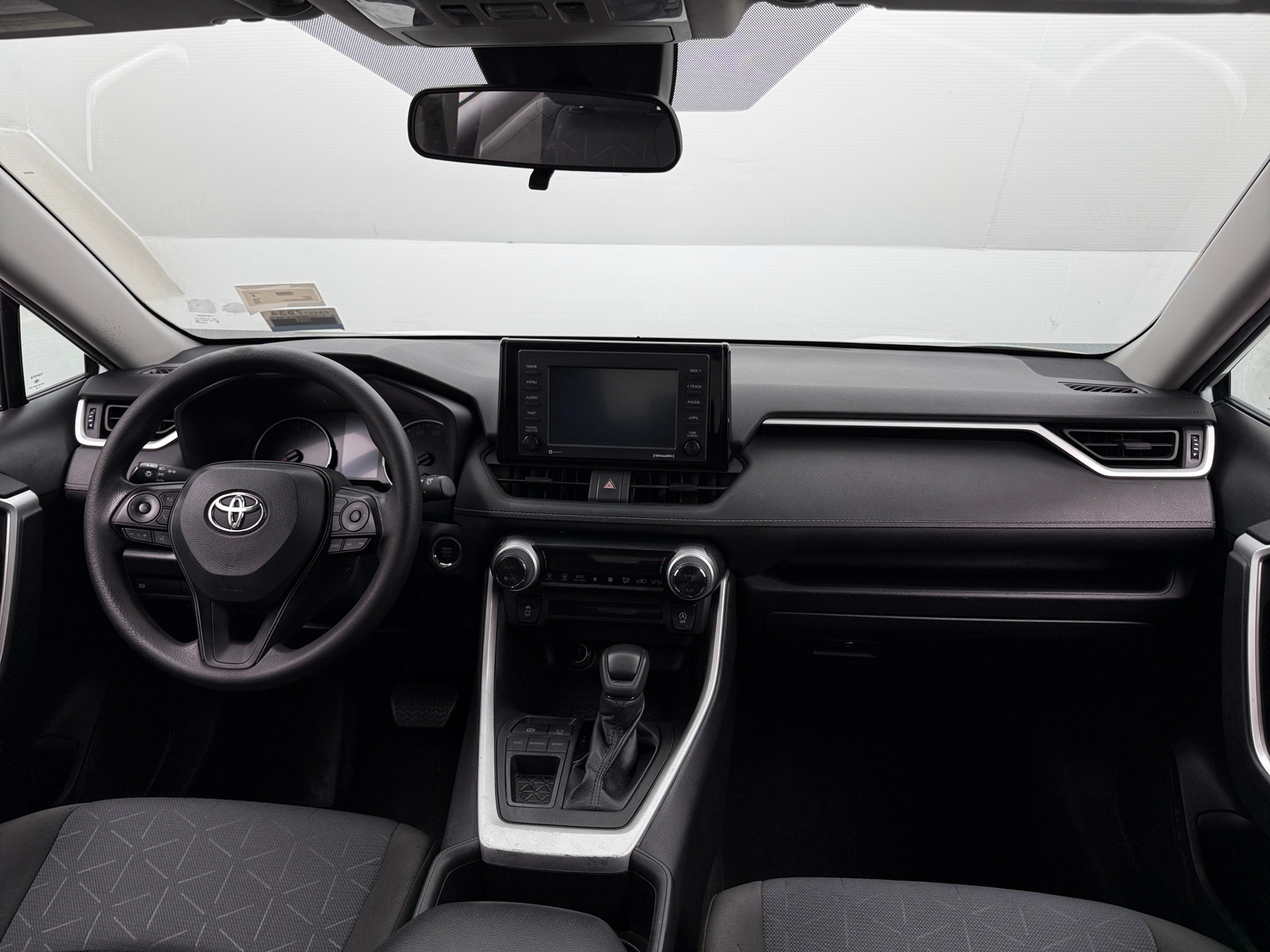 Thumbnail: 2022 Toyota RAV4 - 3