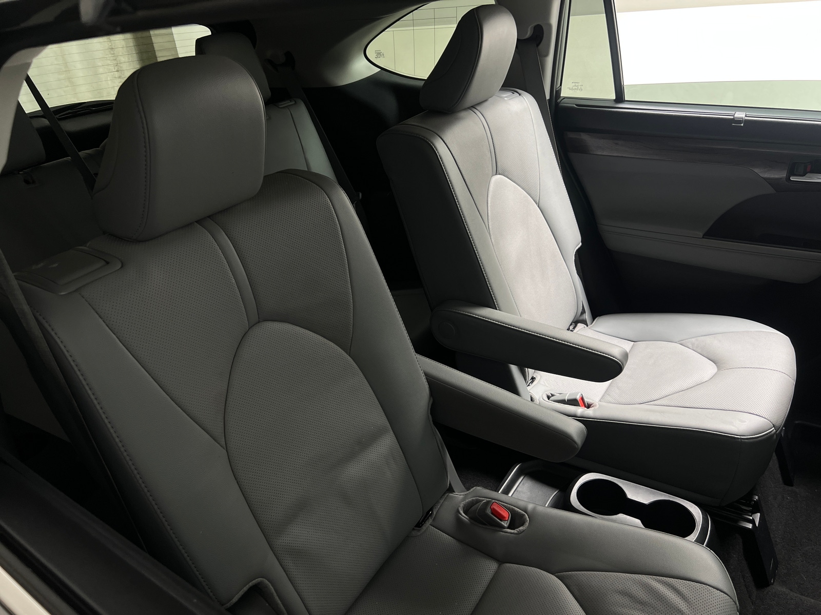 Thumbnail: 2026 Toyota Highlander - 5