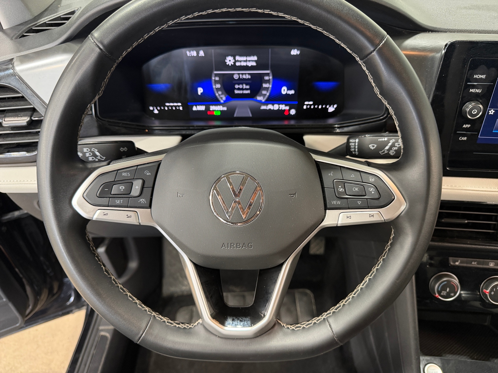 Thumbnail: 2025 Volkswagen Taos - 5