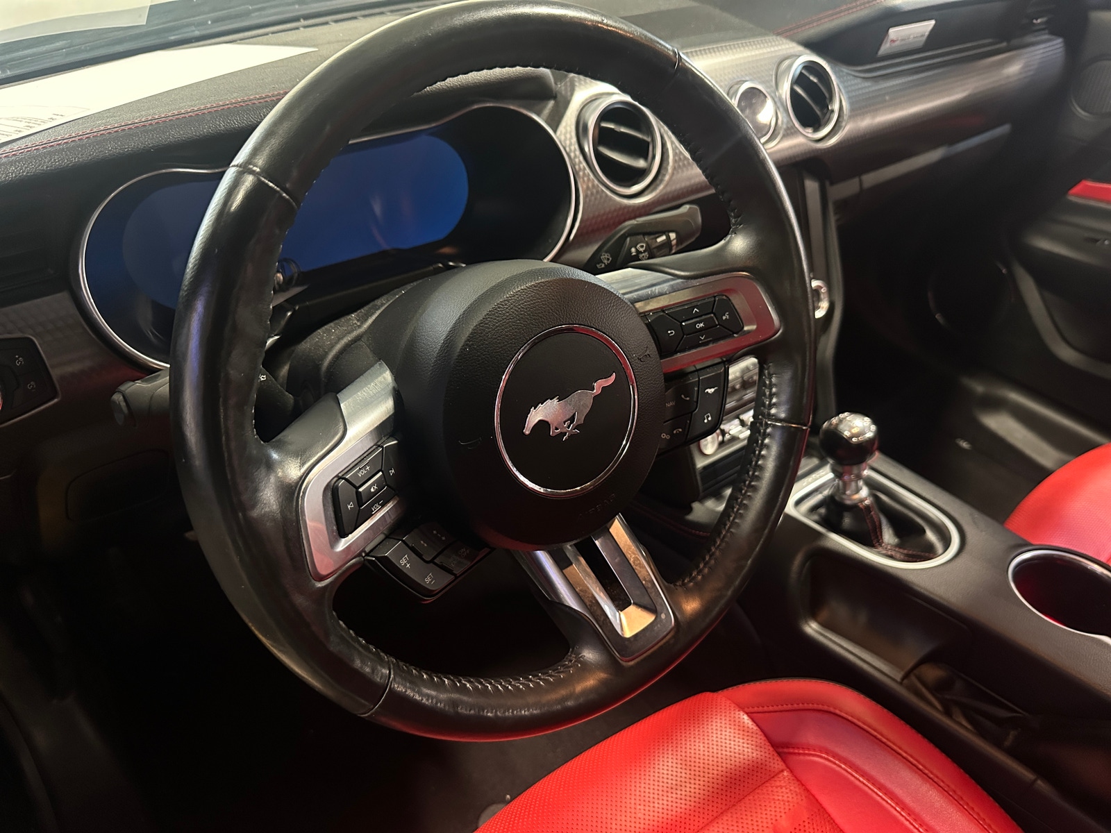 Thumbnail: 2022 Ford Mustang - 4