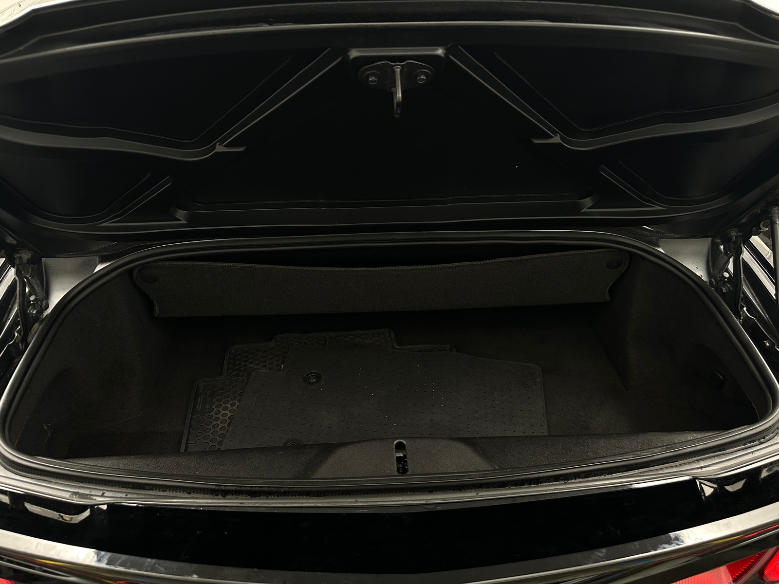 Thumbnail: 2014 Chevrolet Corvette - 6