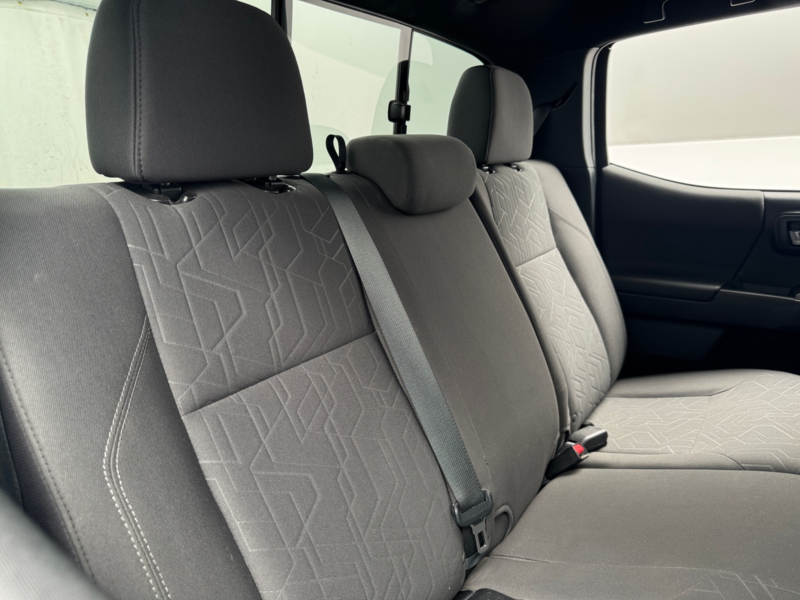 Thumbnail: 2016 Toyota Tacoma - 6