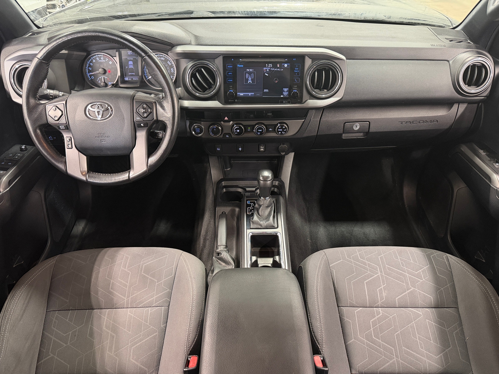 Thumbnail: 2016 Toyota Tacoma - 3