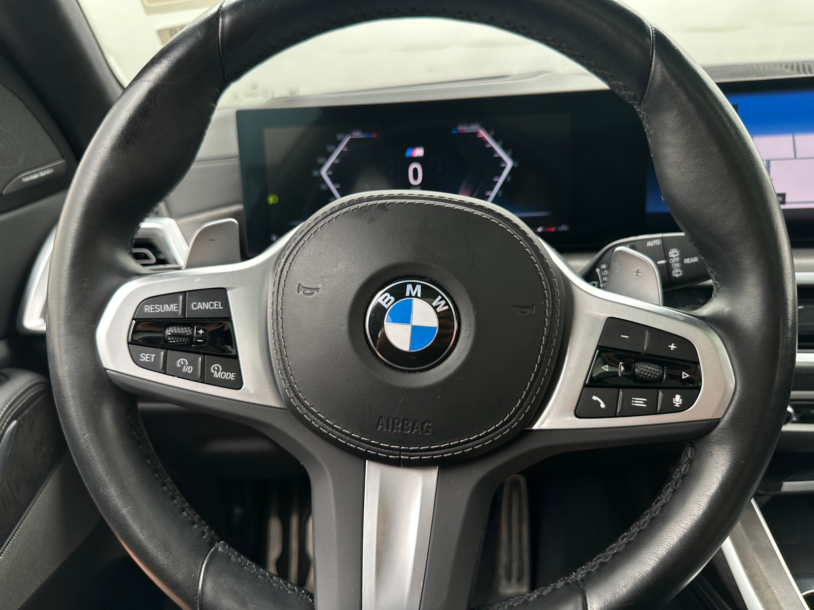 Thumbnail: 2023 BMW X7 - 4
