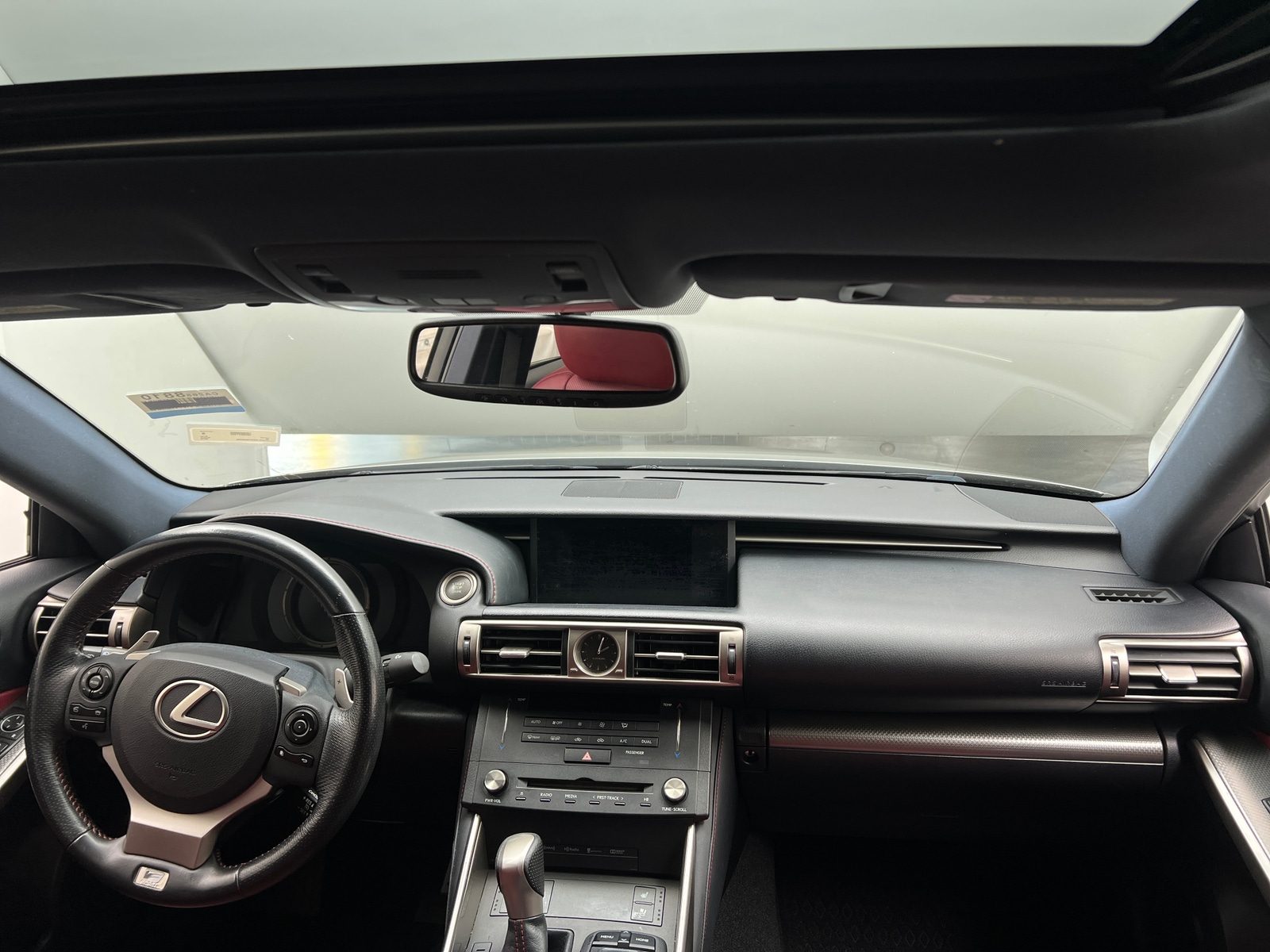 Thumbnail: 2015 Lexus IS - 2