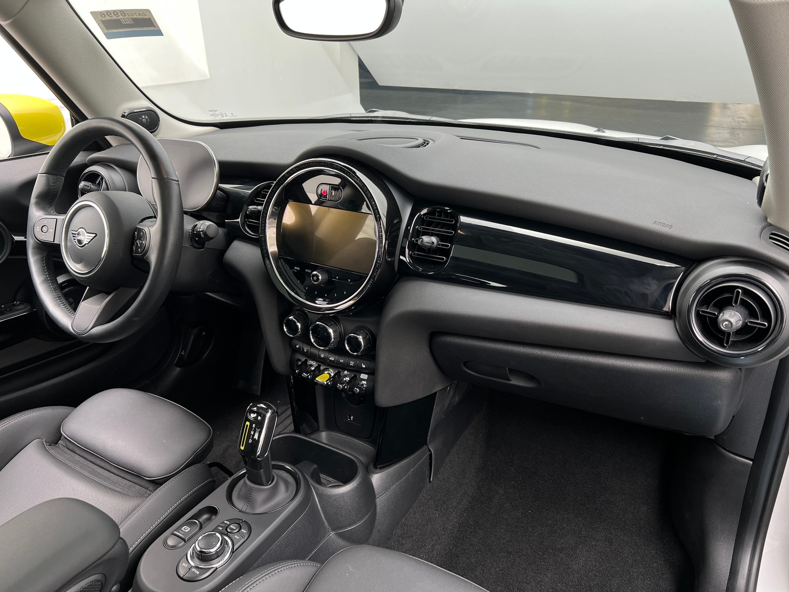 Thumbnail: 2024 MINI Cooper Hardtop - 2