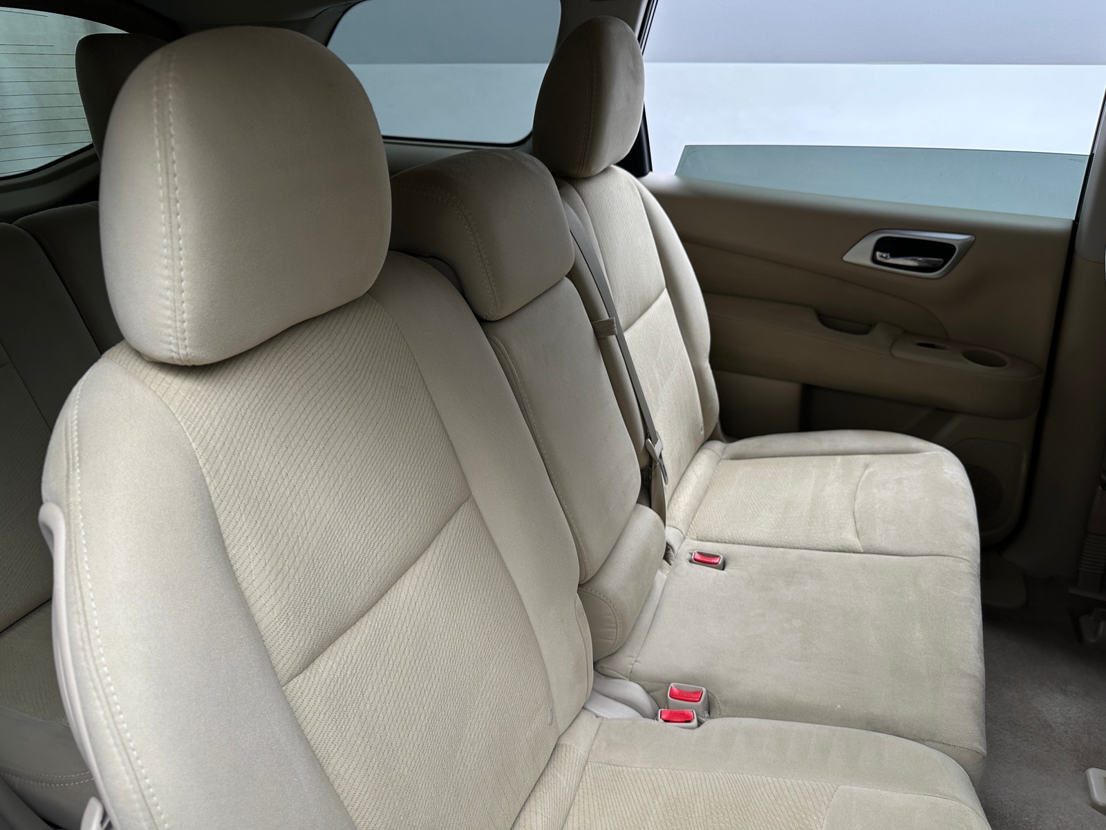 Thumbnail: 2015 Nissan Pathfinder - 6
