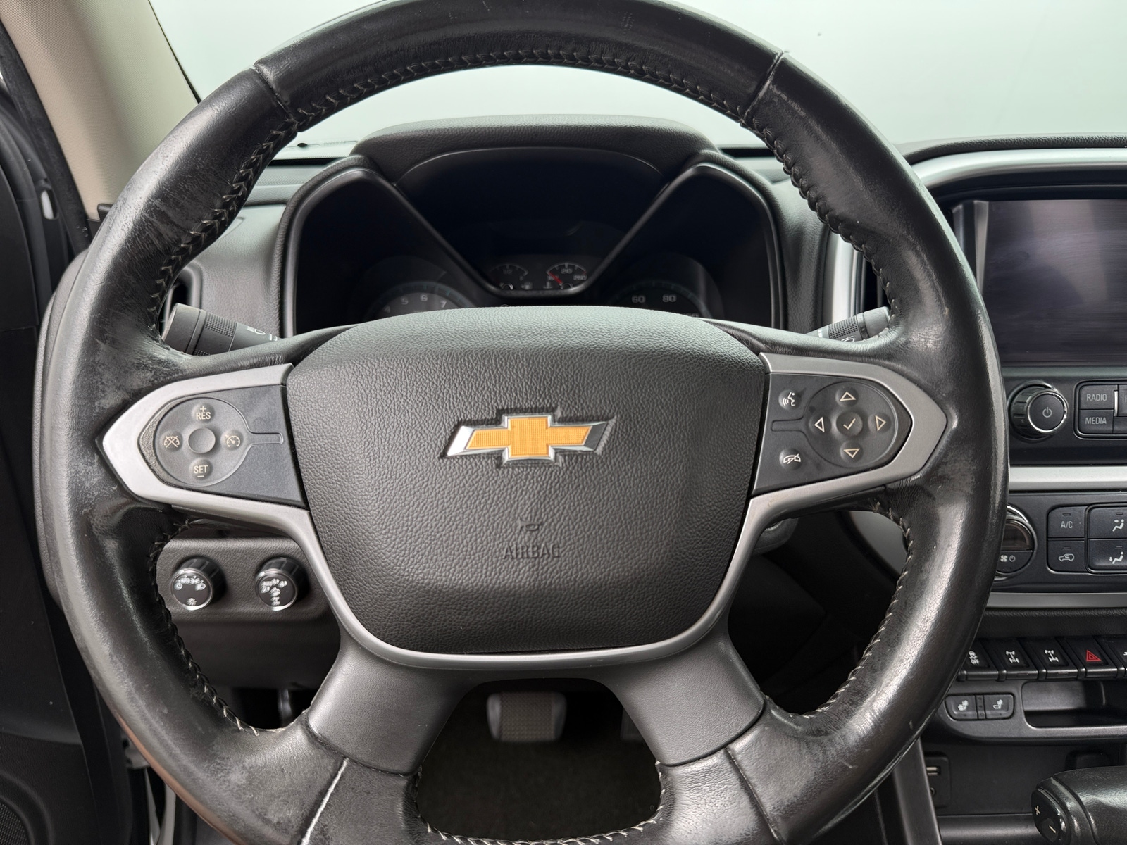 Thumbnail: 2017 Chevrolet Colorado - 4