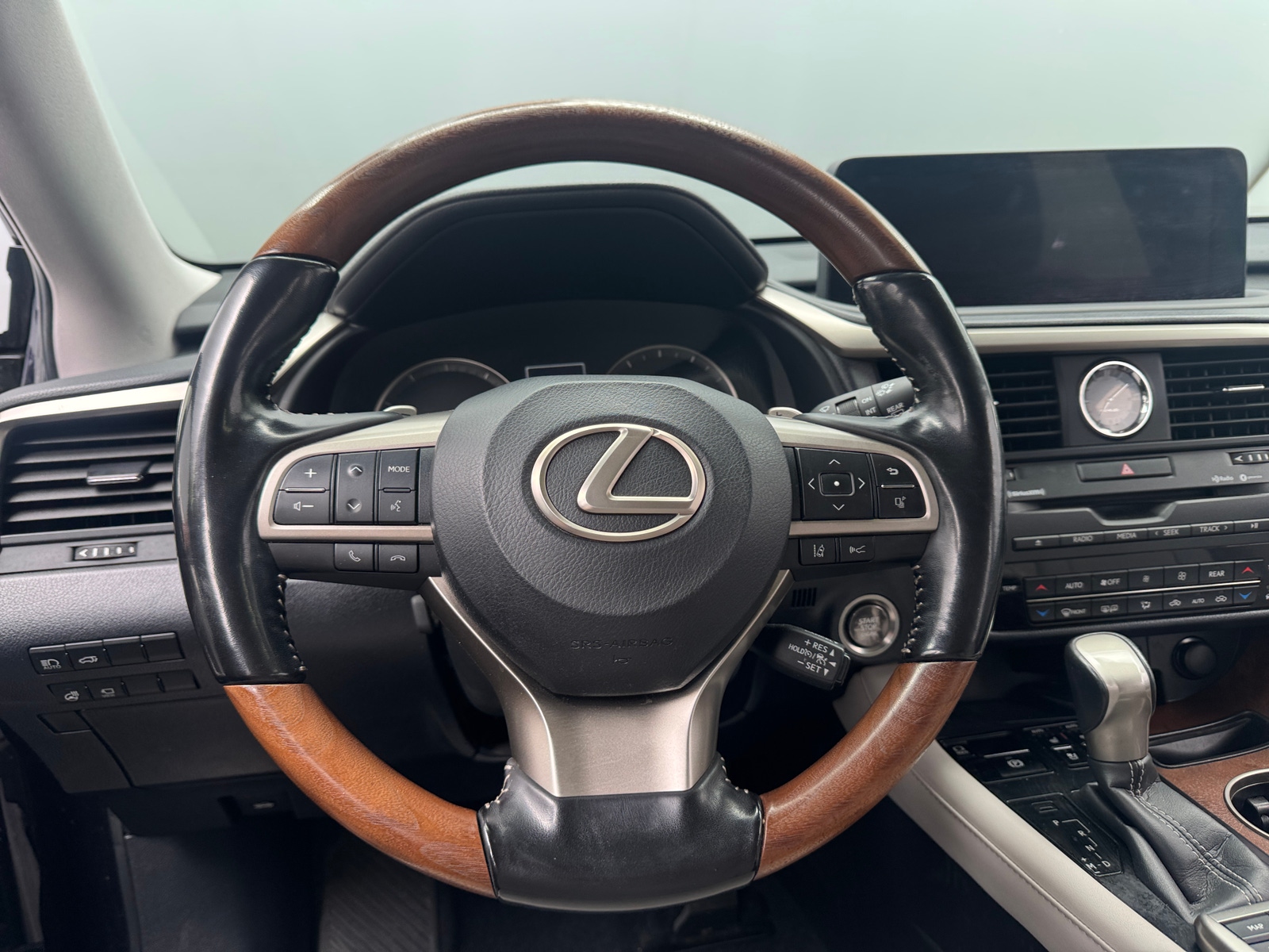 Thumbnail: 2021 Lexus RX - 4
