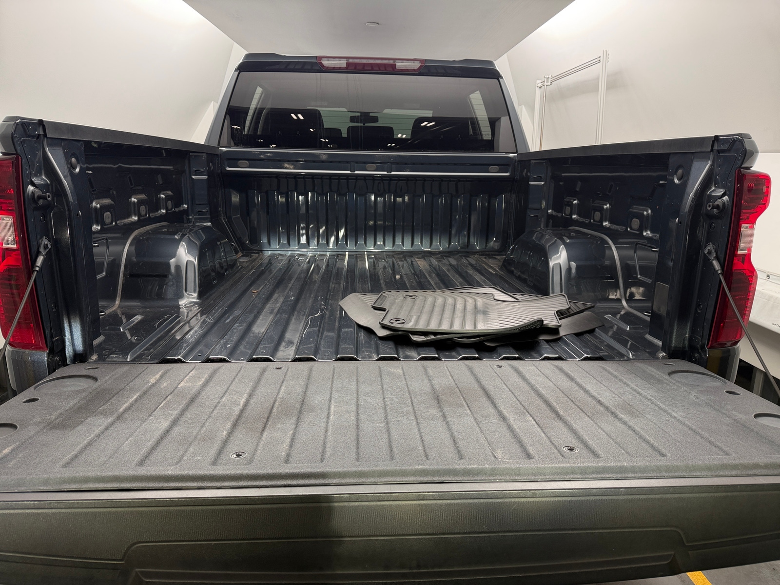 Thumbnail: 2021 Chevrolet Silverado 1500 - 7
