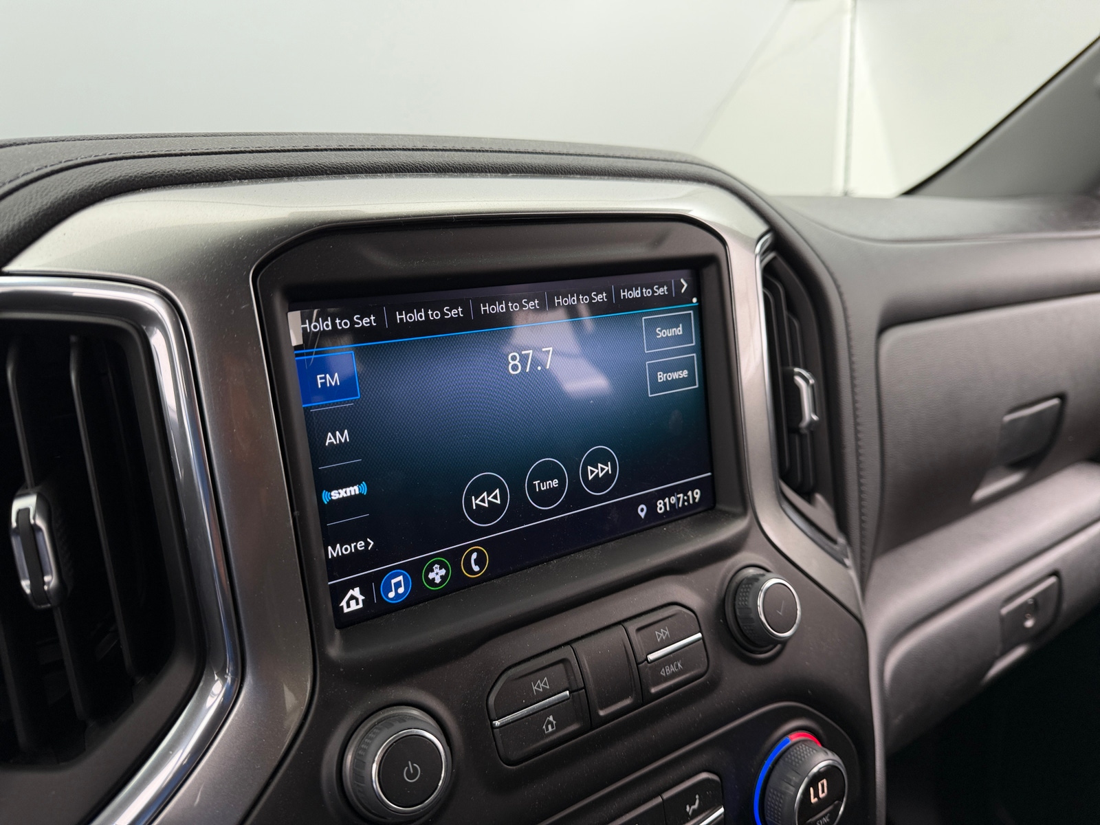 Thumbnail: 2021 Chevrolet Silverado 1500 - 4