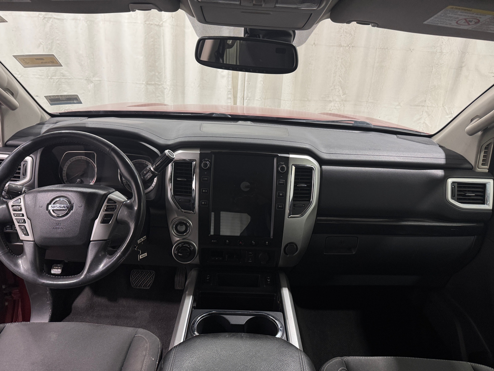 Thumbnail: 2017 Nissan Titan - 3