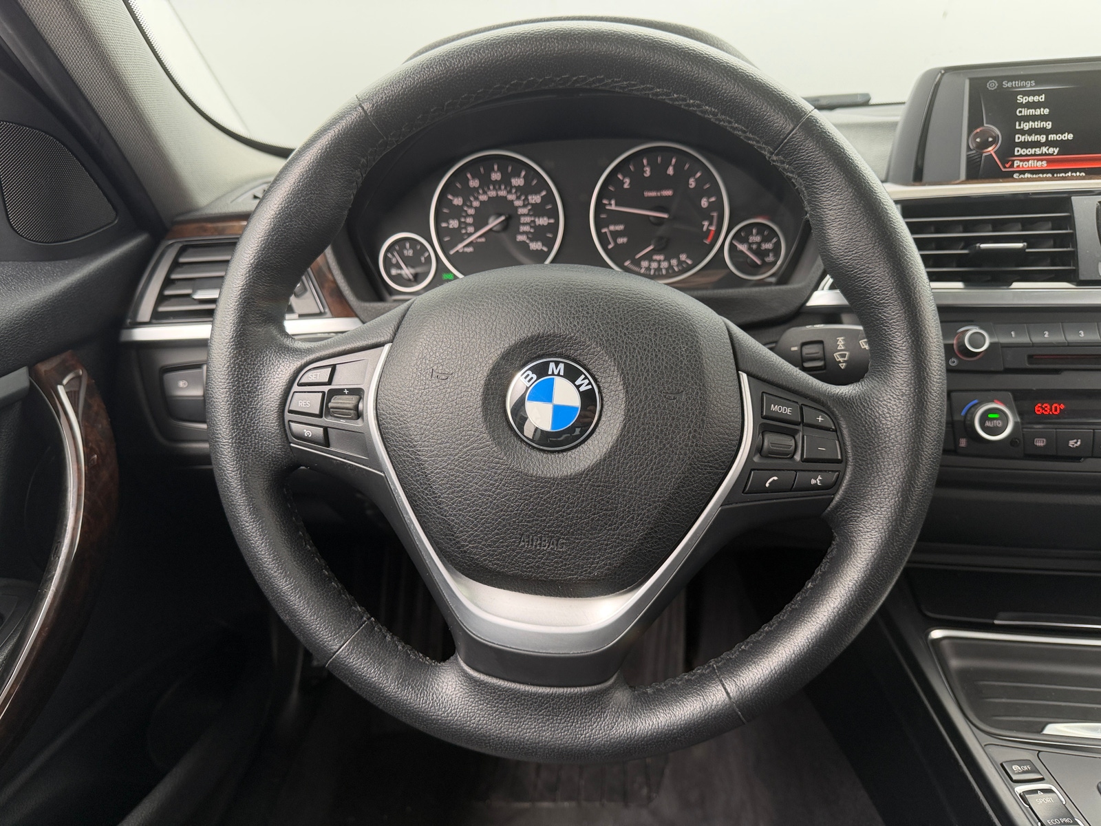 Thumbnail: 2015 BMW 3 Series - 5