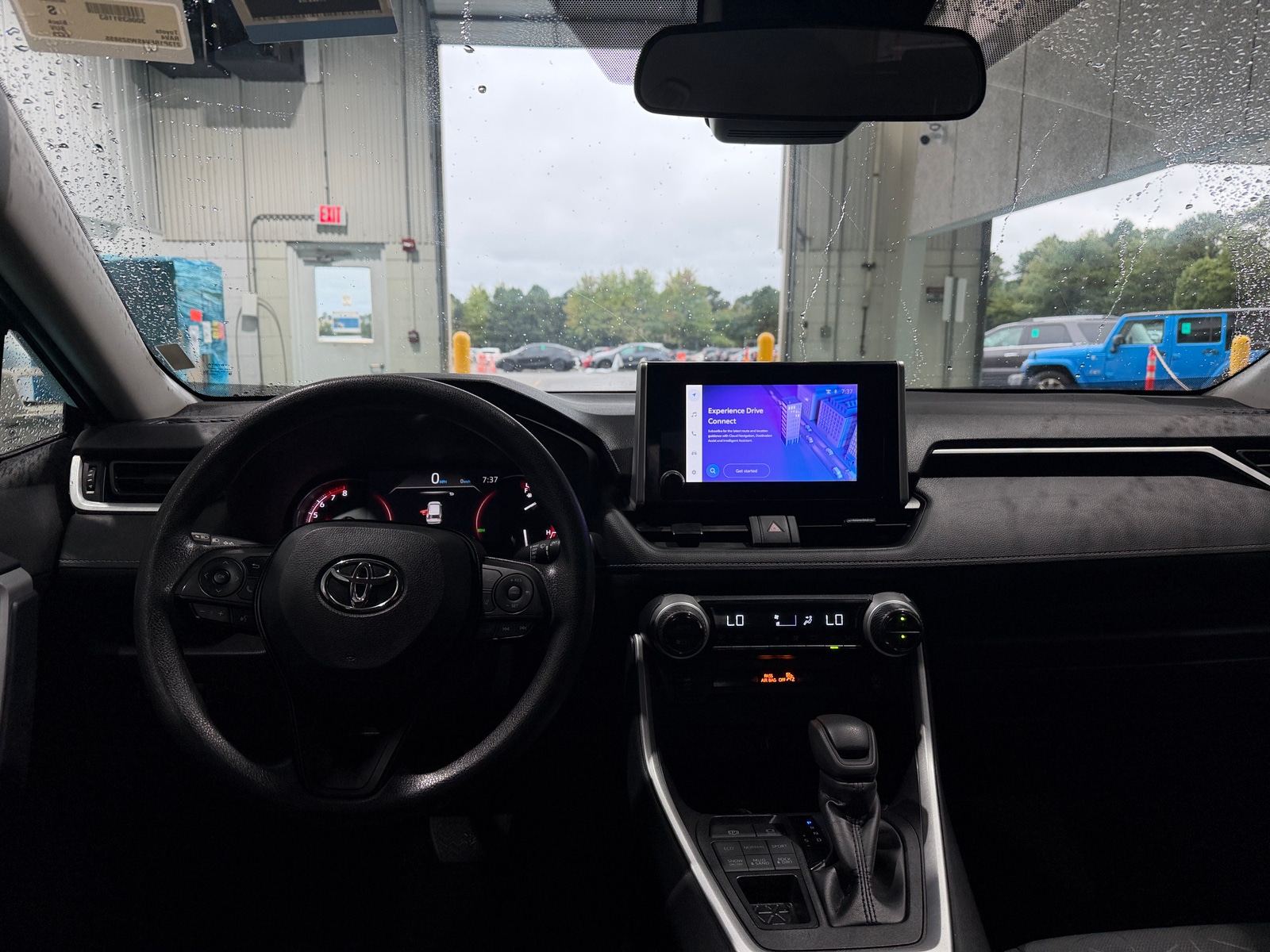 Thumbnail: 2025 Toyota RAV4 - 3