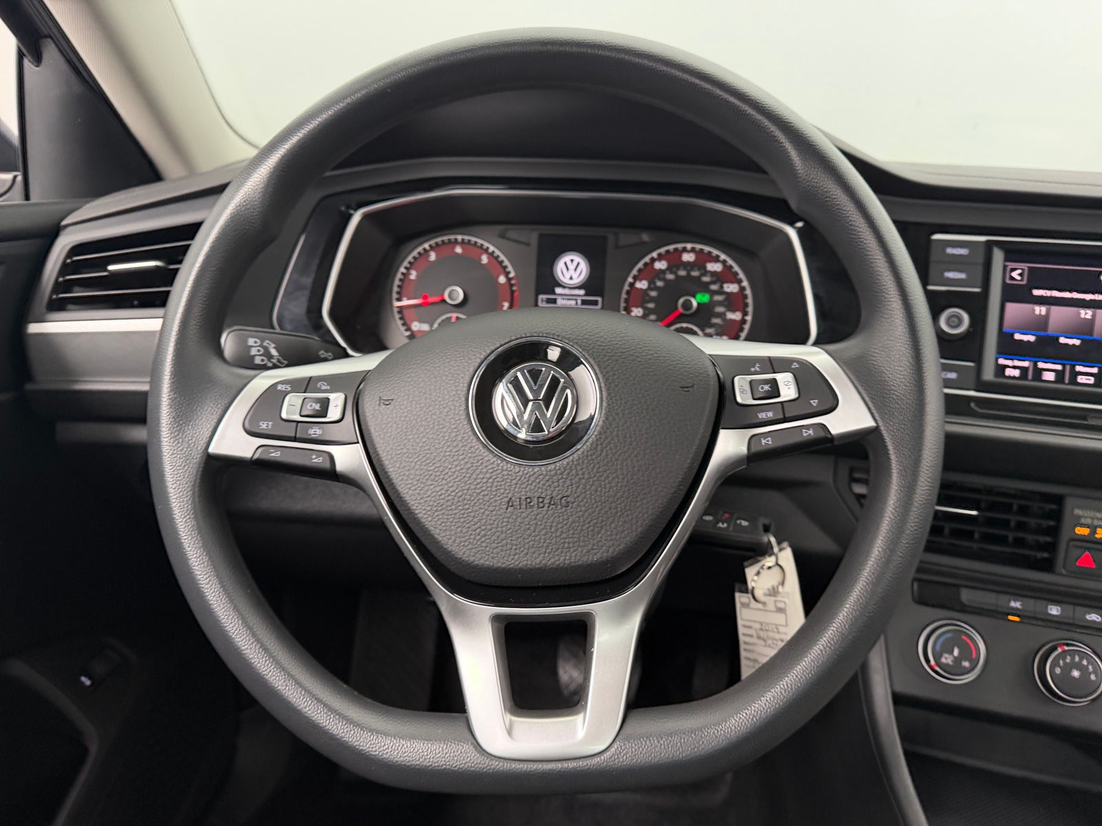Thumbnail: 2019 Volkswagen Jetta - 5