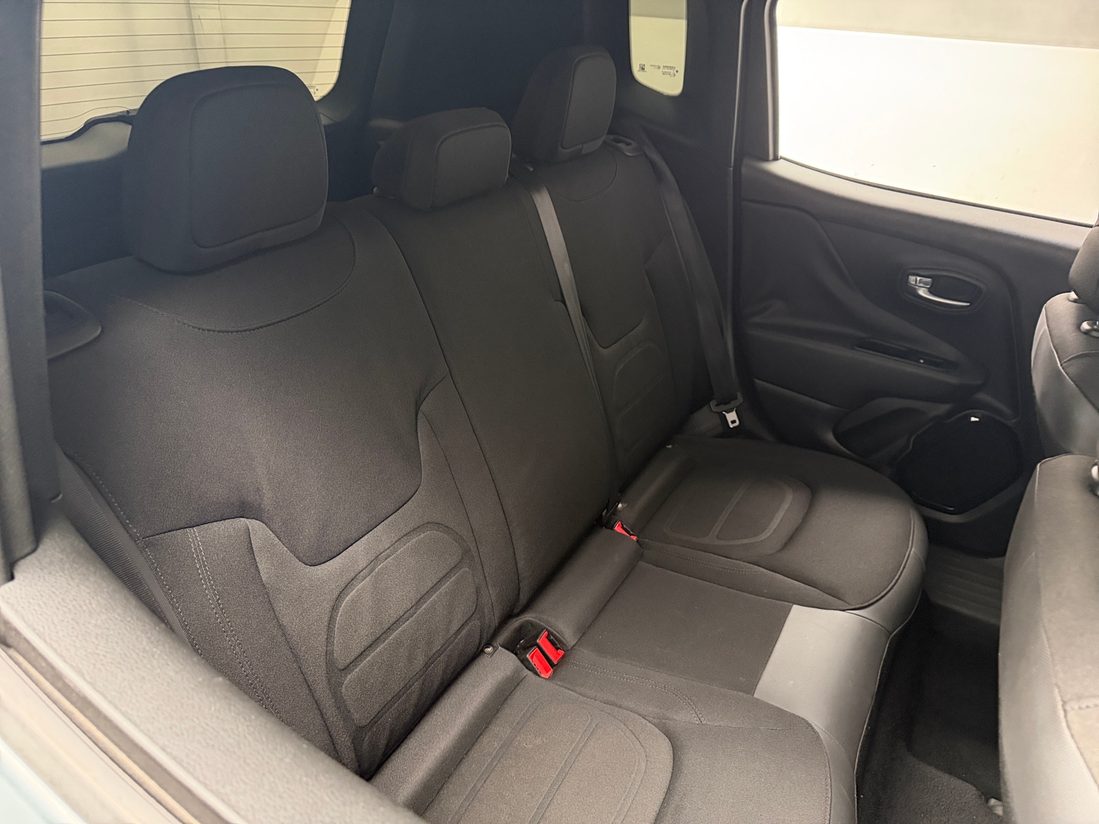 Thumbnail: 2017 Jeep Renegade - 6