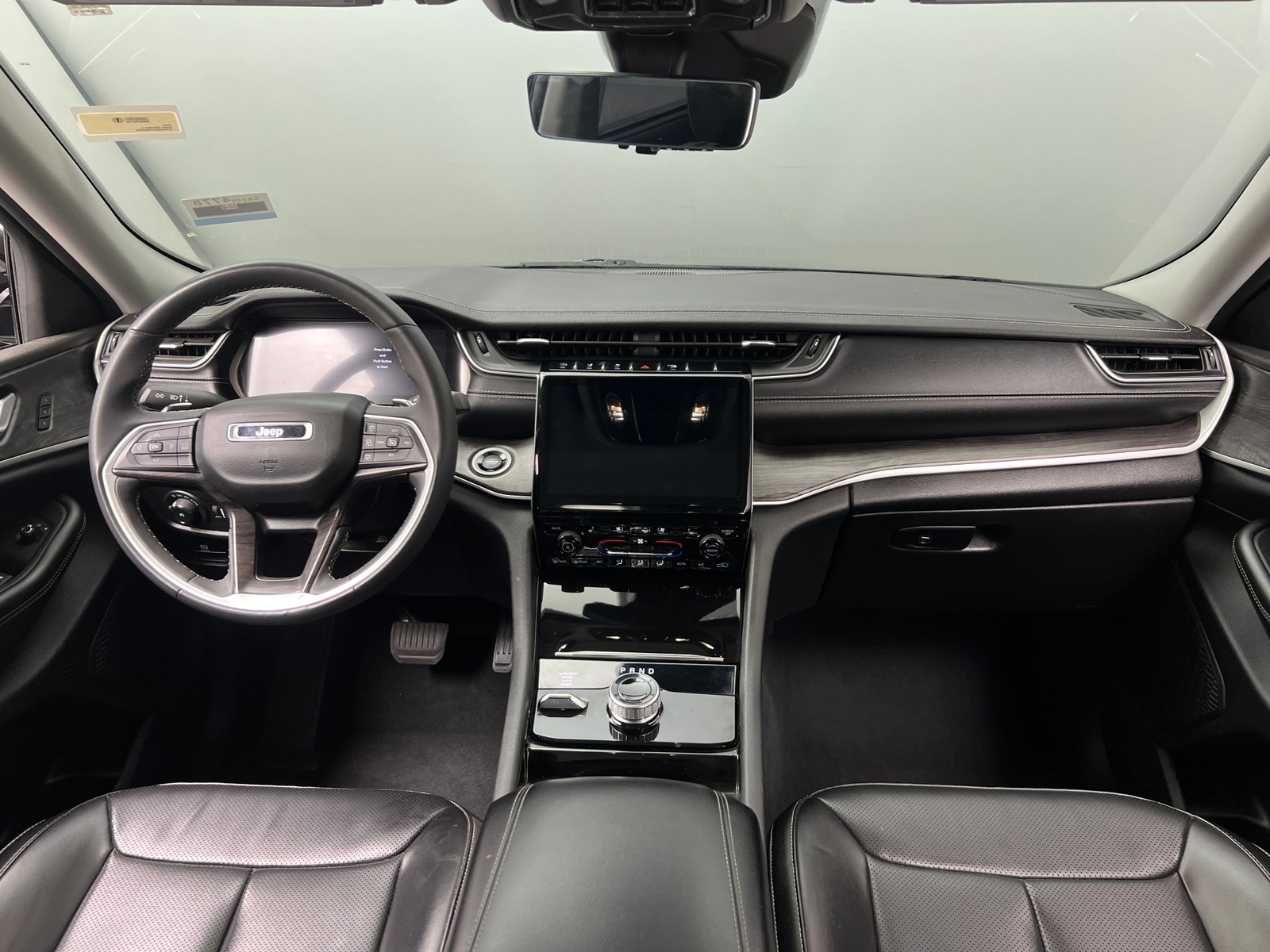 Thumbnail: 2023 Jeep Grand Cherokee L - 2