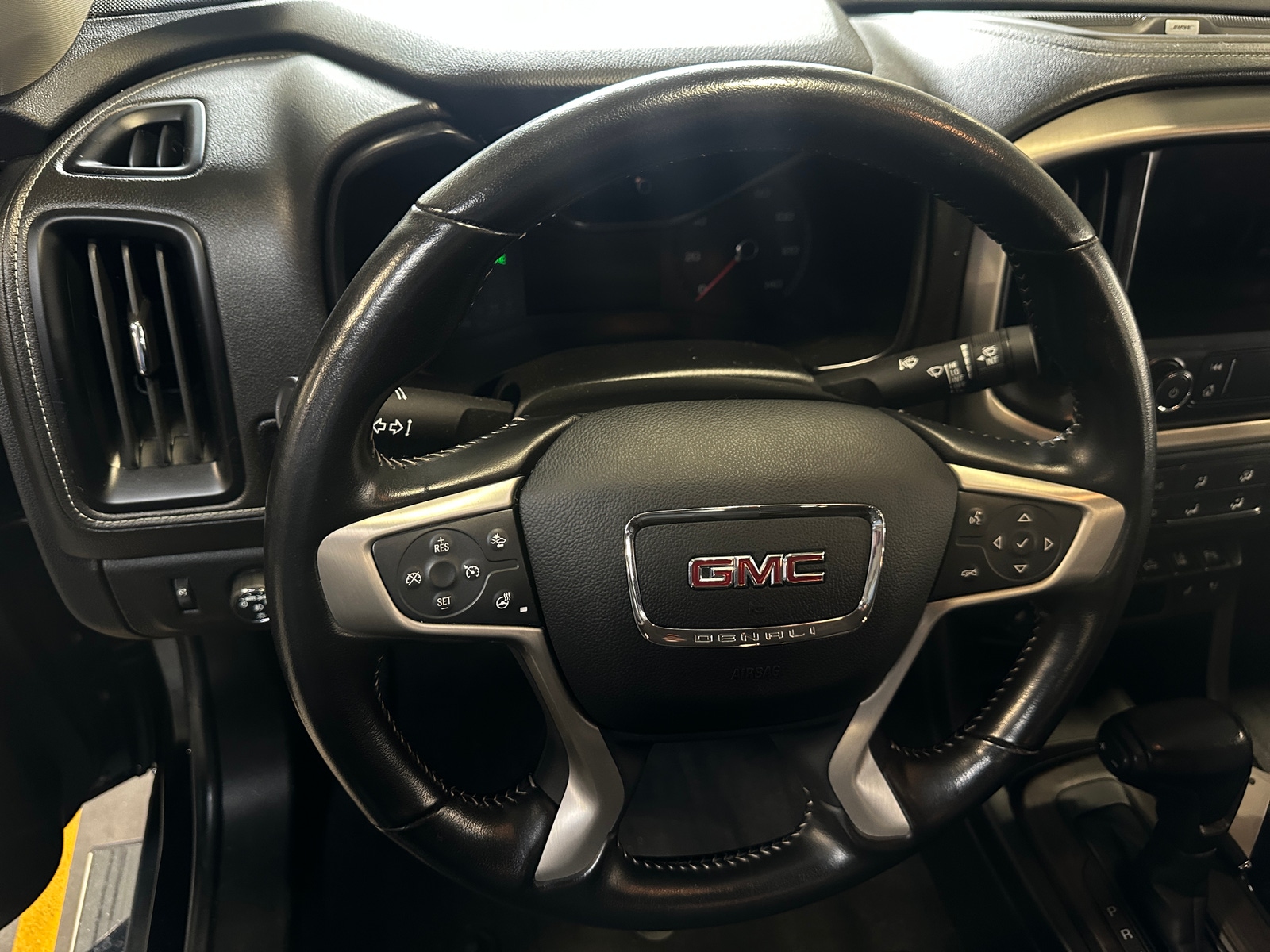 Thumbnail: 2021 GMC Canyon - 4