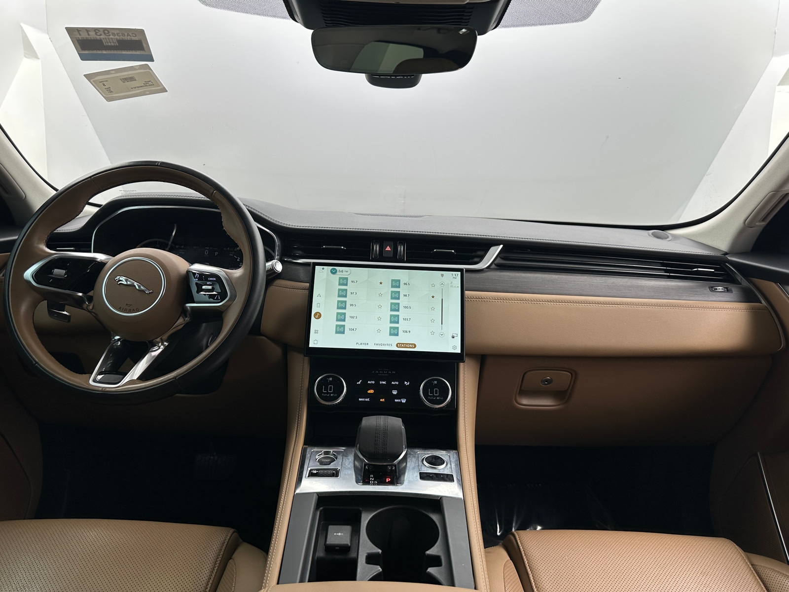 Thumbnail: 2021 Jaguar F-Pace - 2