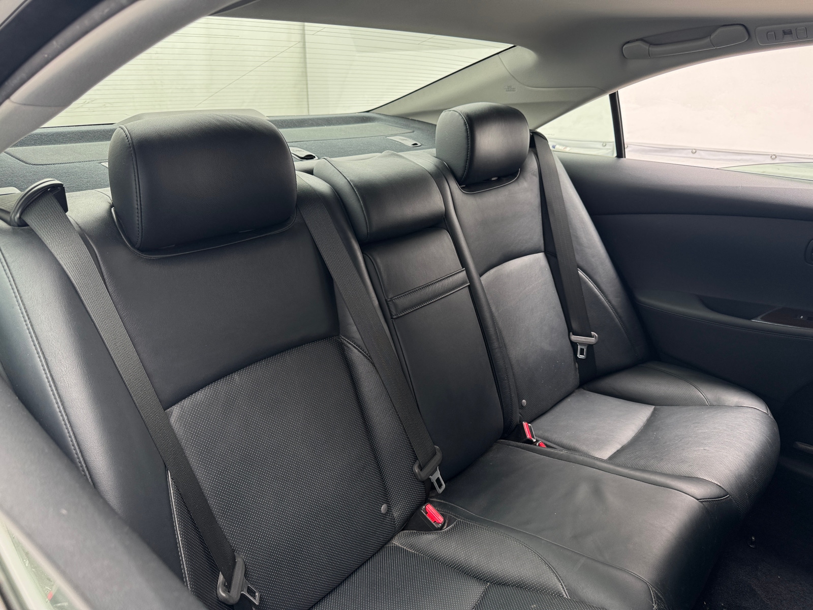 Thumbnail: 2011 Lexus ES - 6