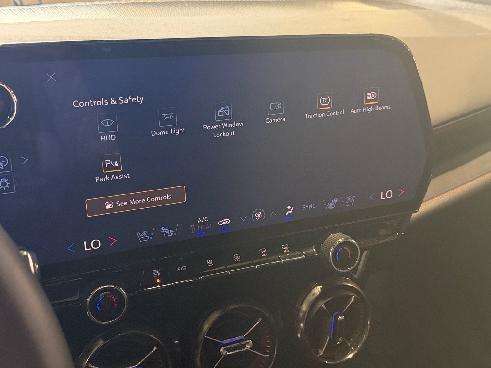 Thumbnail: 2024 Chevrolet Blazer EV - 3