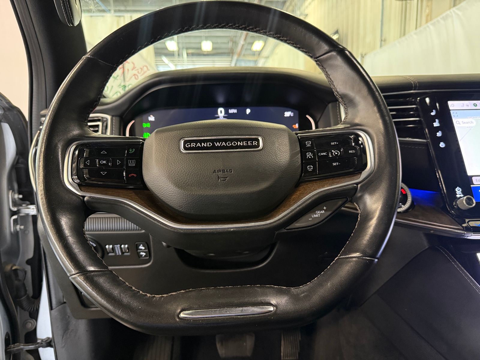 Thumbnail: 2022 Jeep Grand Wagoneer - 4