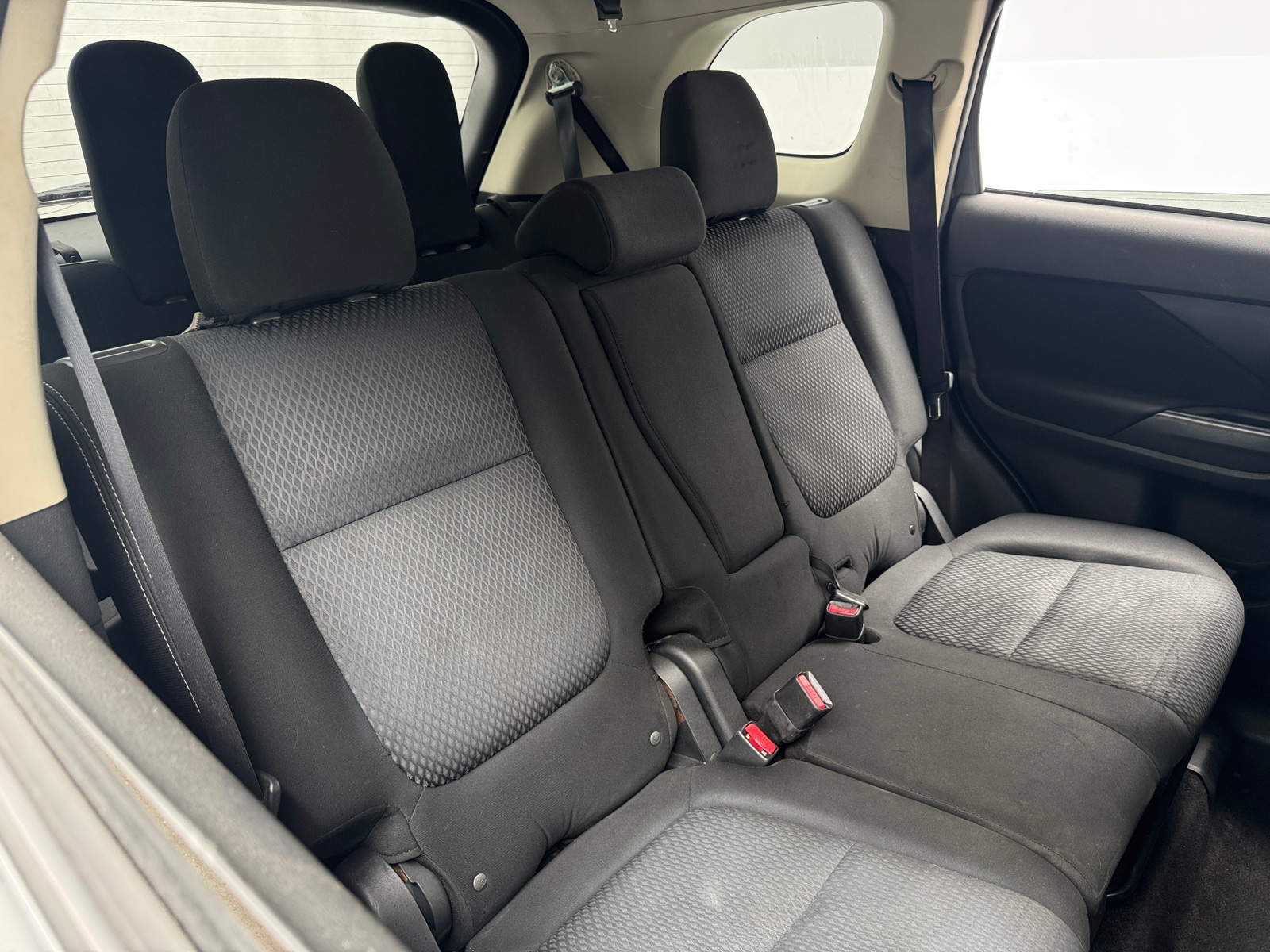 Thumbnail: 2018 Mitsubishi Outlander - 6