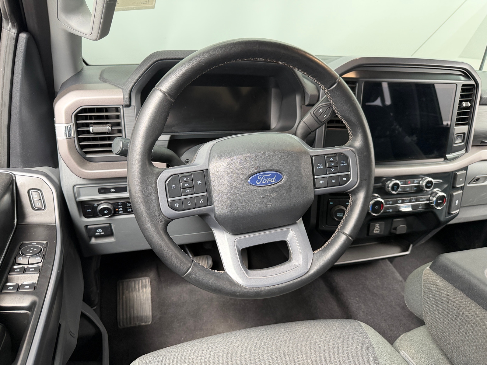 Thumbnail: 2025 Ford Econoline - 5