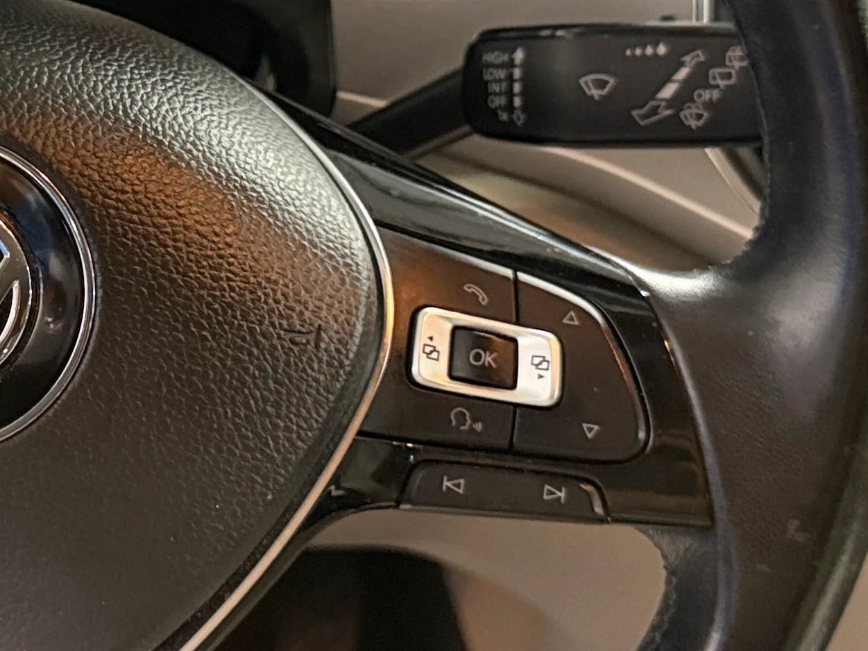 2018 Volkswagen Atlas SE w/Tech - Photo 20