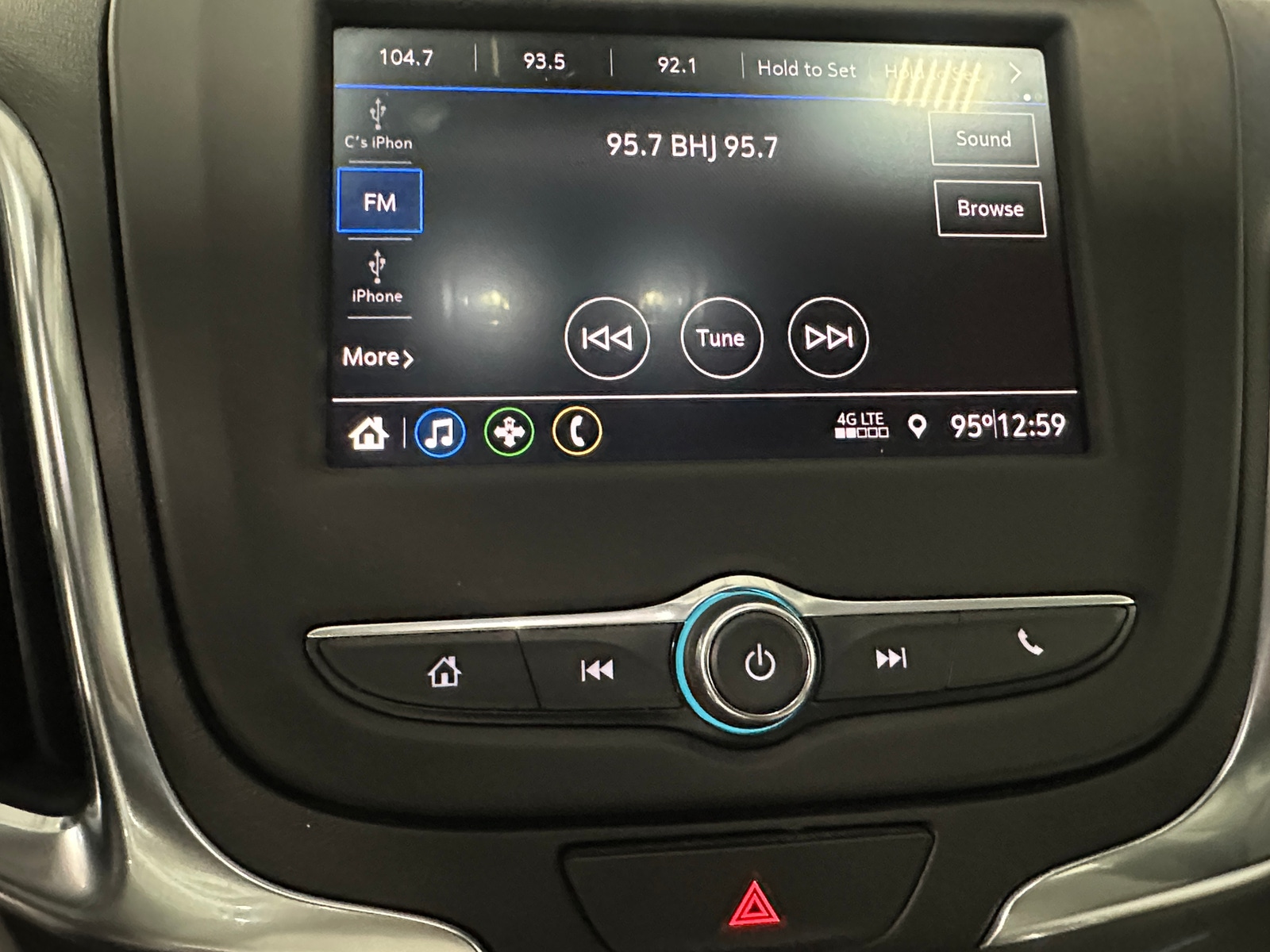 Thumbnail: 2021 Chevrolet Equinox - 4