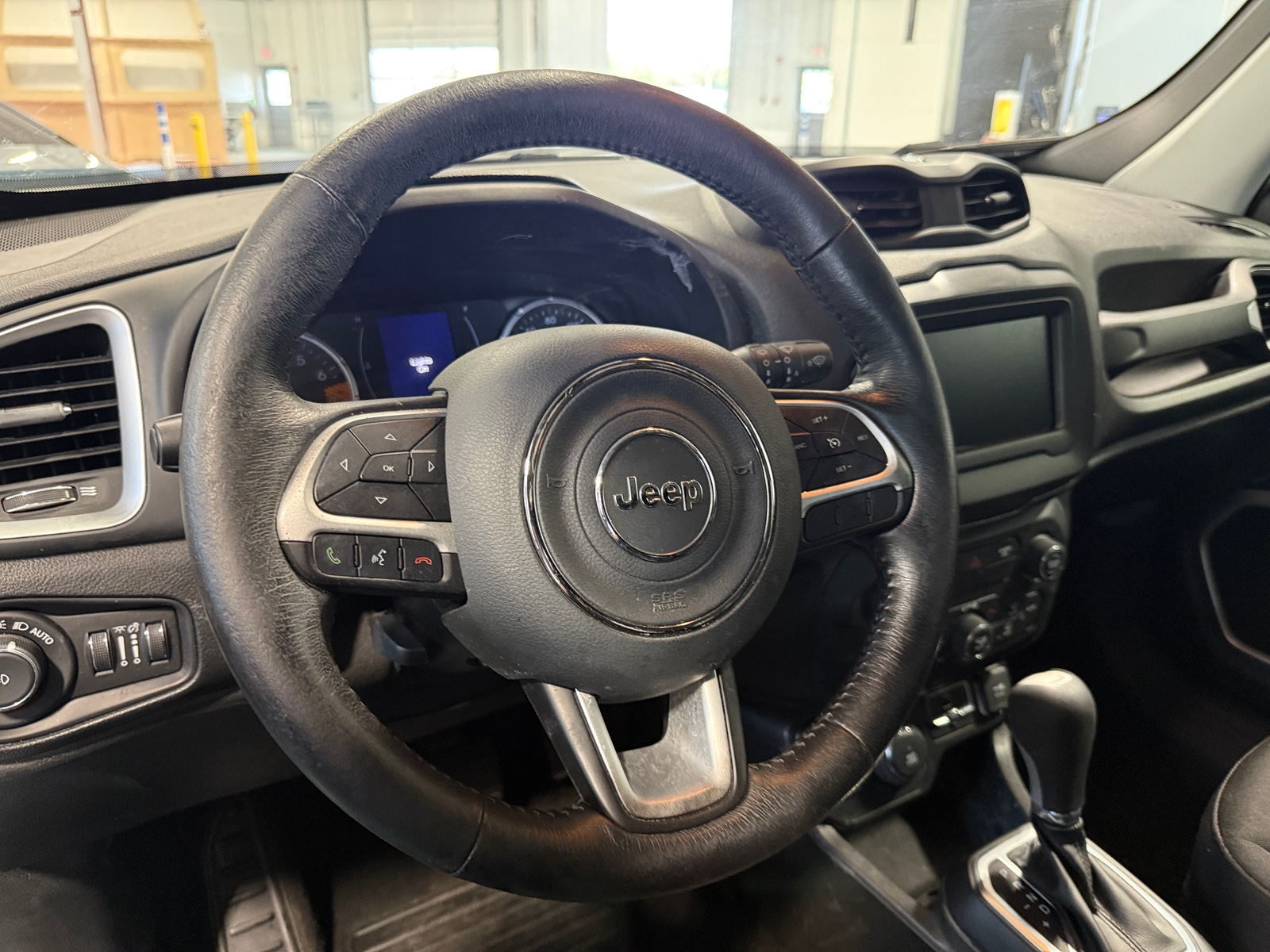 Thumbnail: 2020 Jeep Renegade - 5