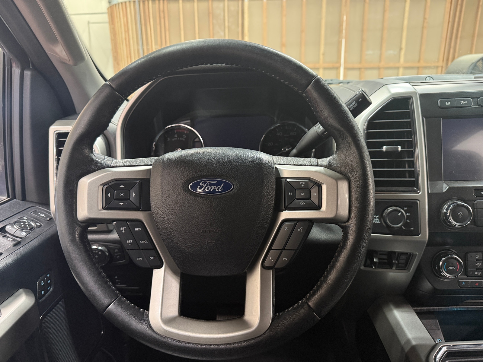 Thumbnail: 2020 Ford Econoline - 4