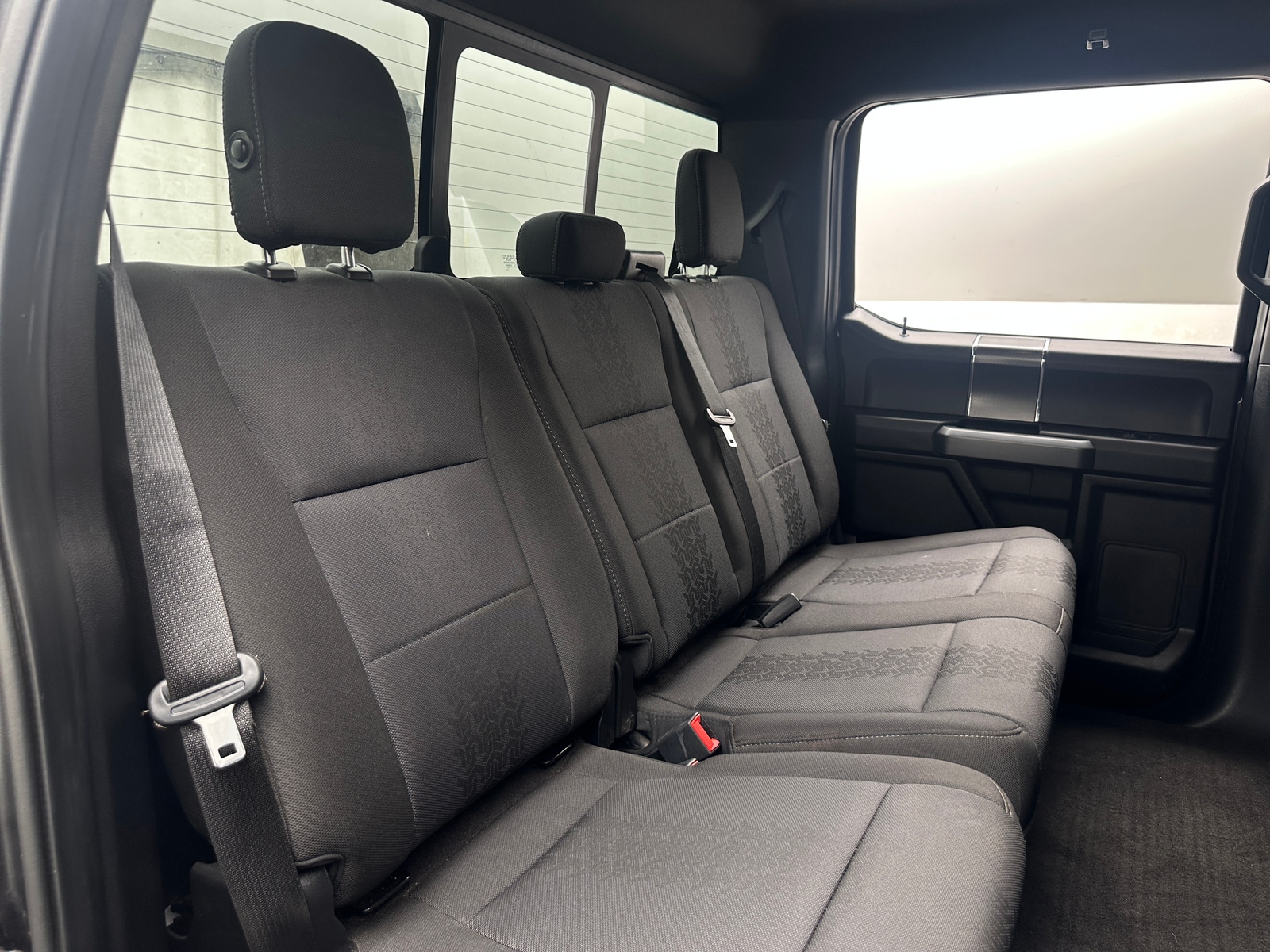 Thumbnail: 2019 Ford Econoline - 6