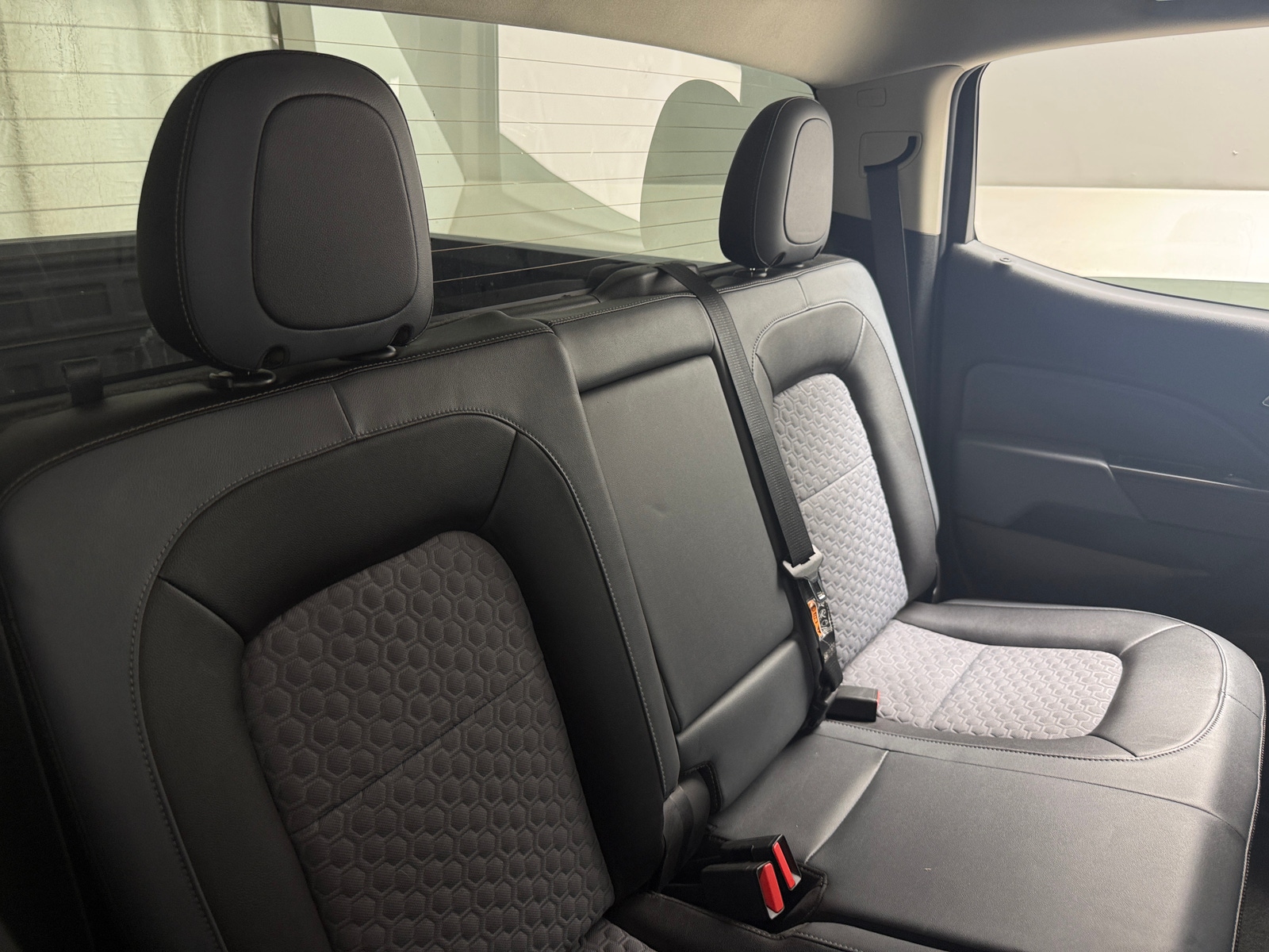 Thumbnail: 2015 Chevrolet Colorado - 5