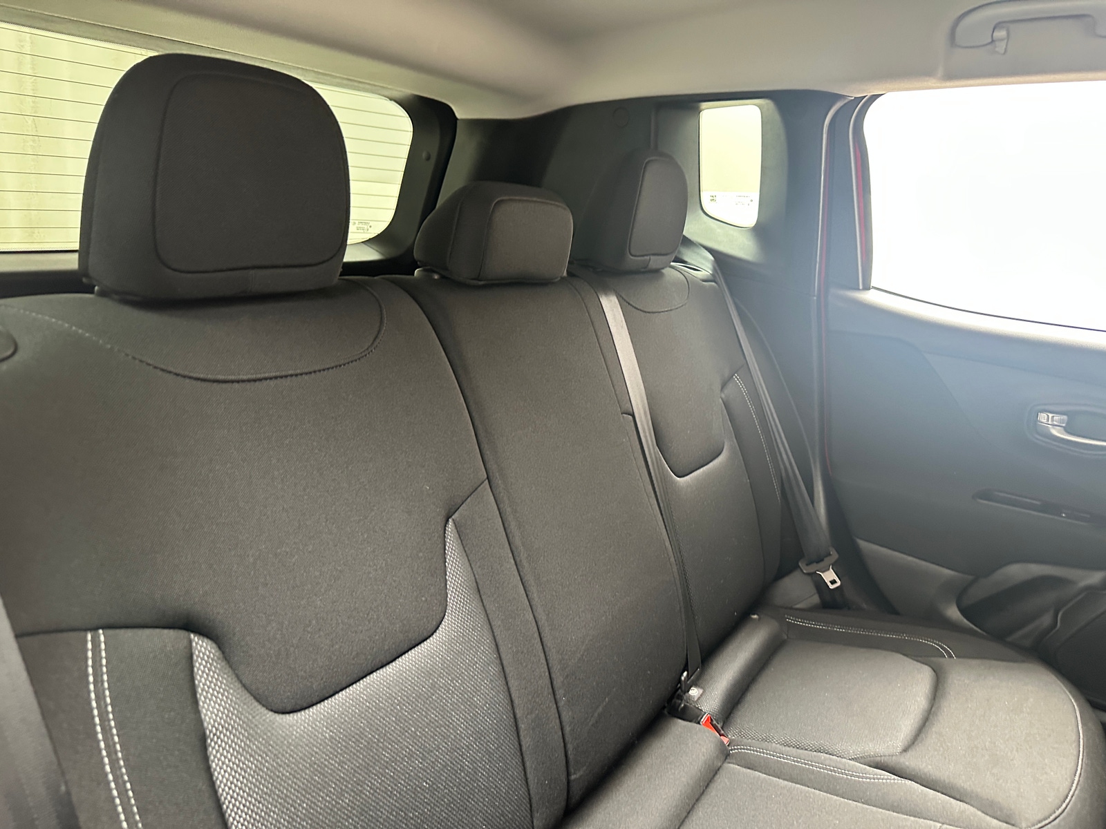 Thumbnail: 2021 Jeep Renegade - 6