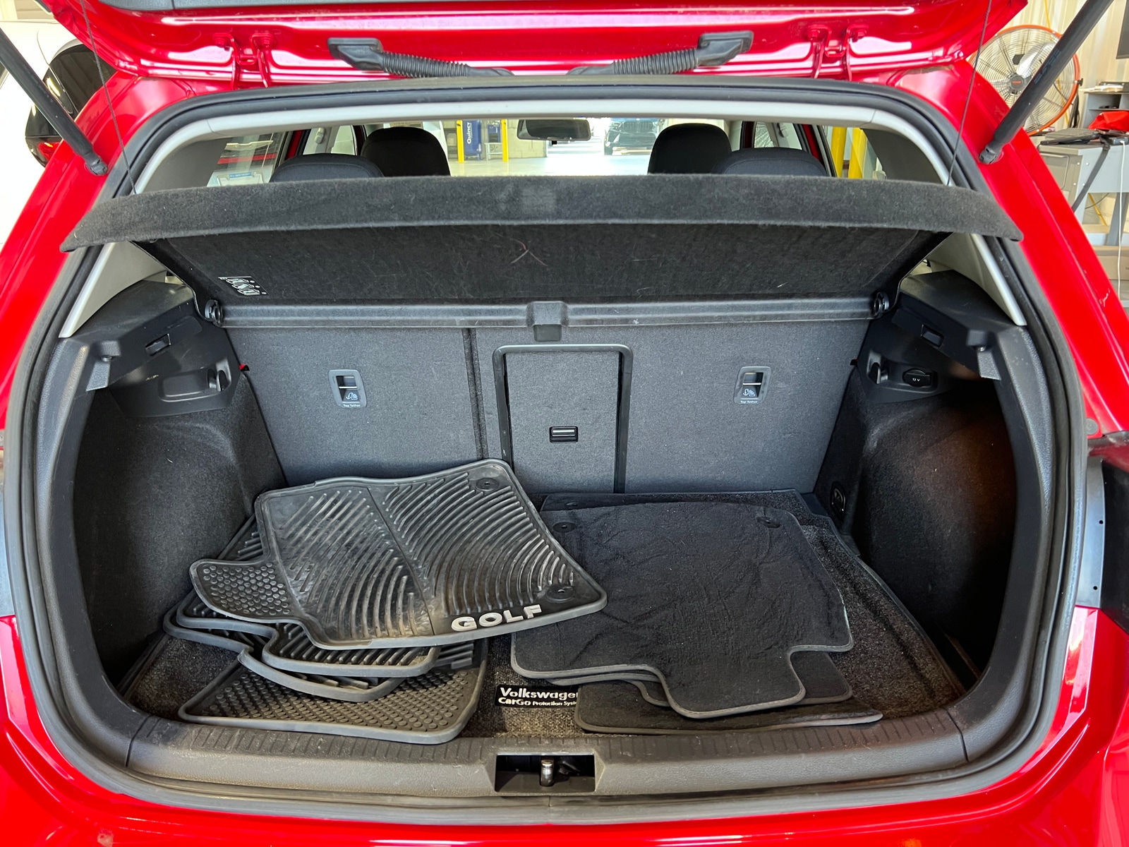Thumbnail: 2016 Volkswagen Golf - 7