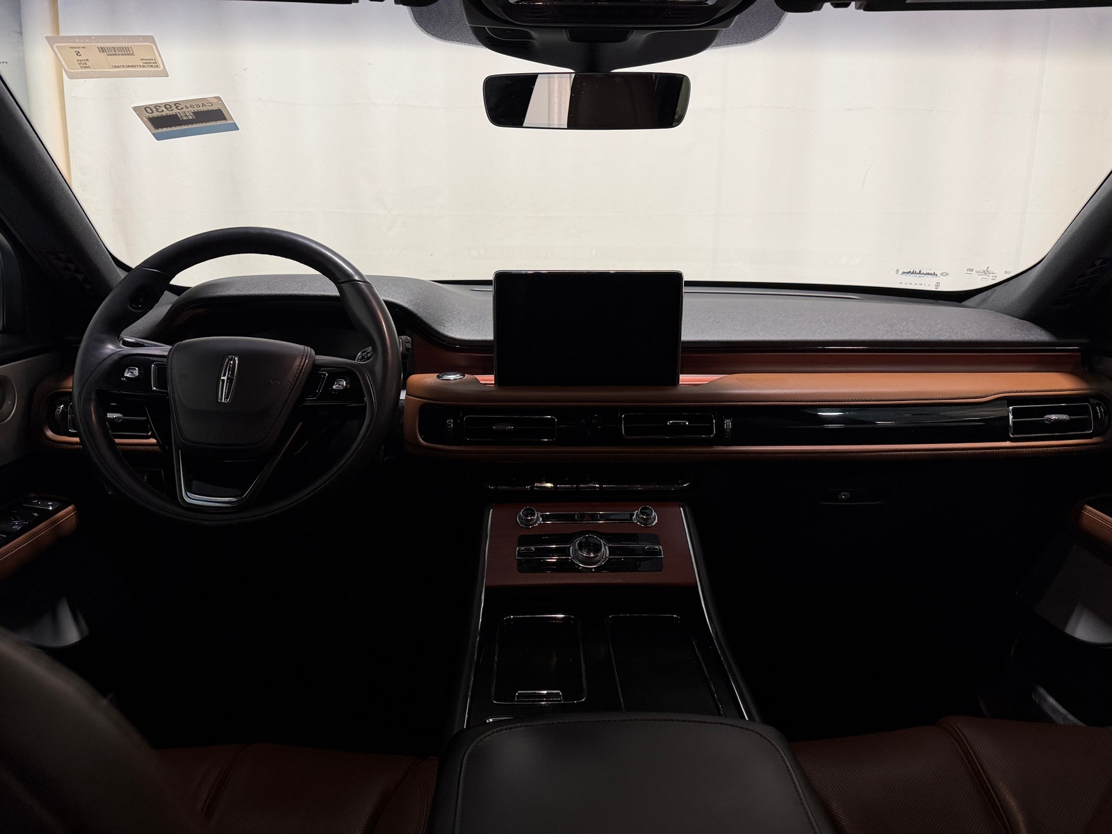Thumbnail: 2022 Lincoln Aviator - 2