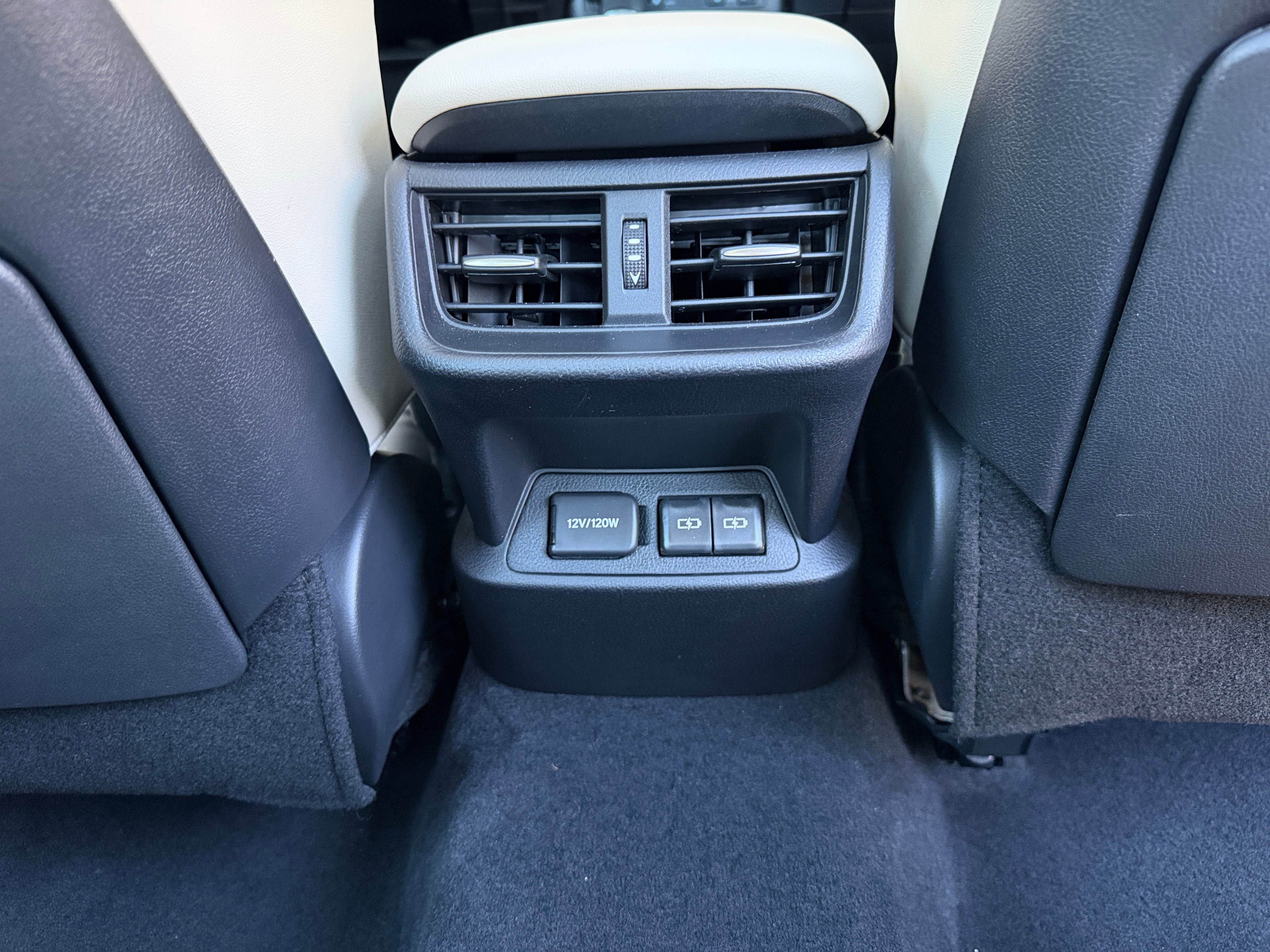 2025 Lexus ES