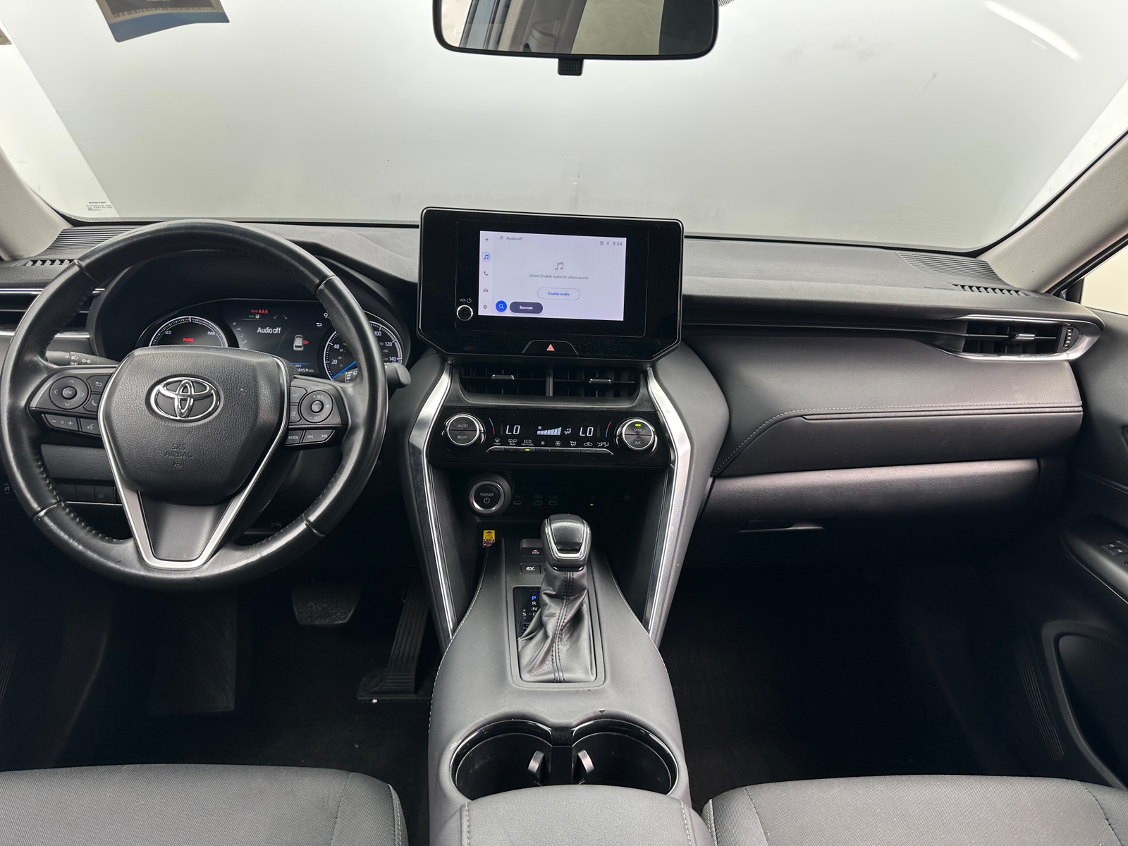 Thumbnail: 2024 Toyota Venza - 3