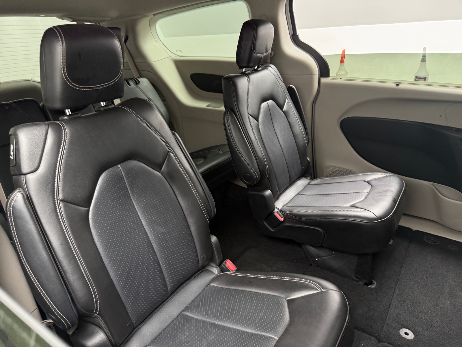 Thumbnail: 2023 Chrysler Pacifica - 5