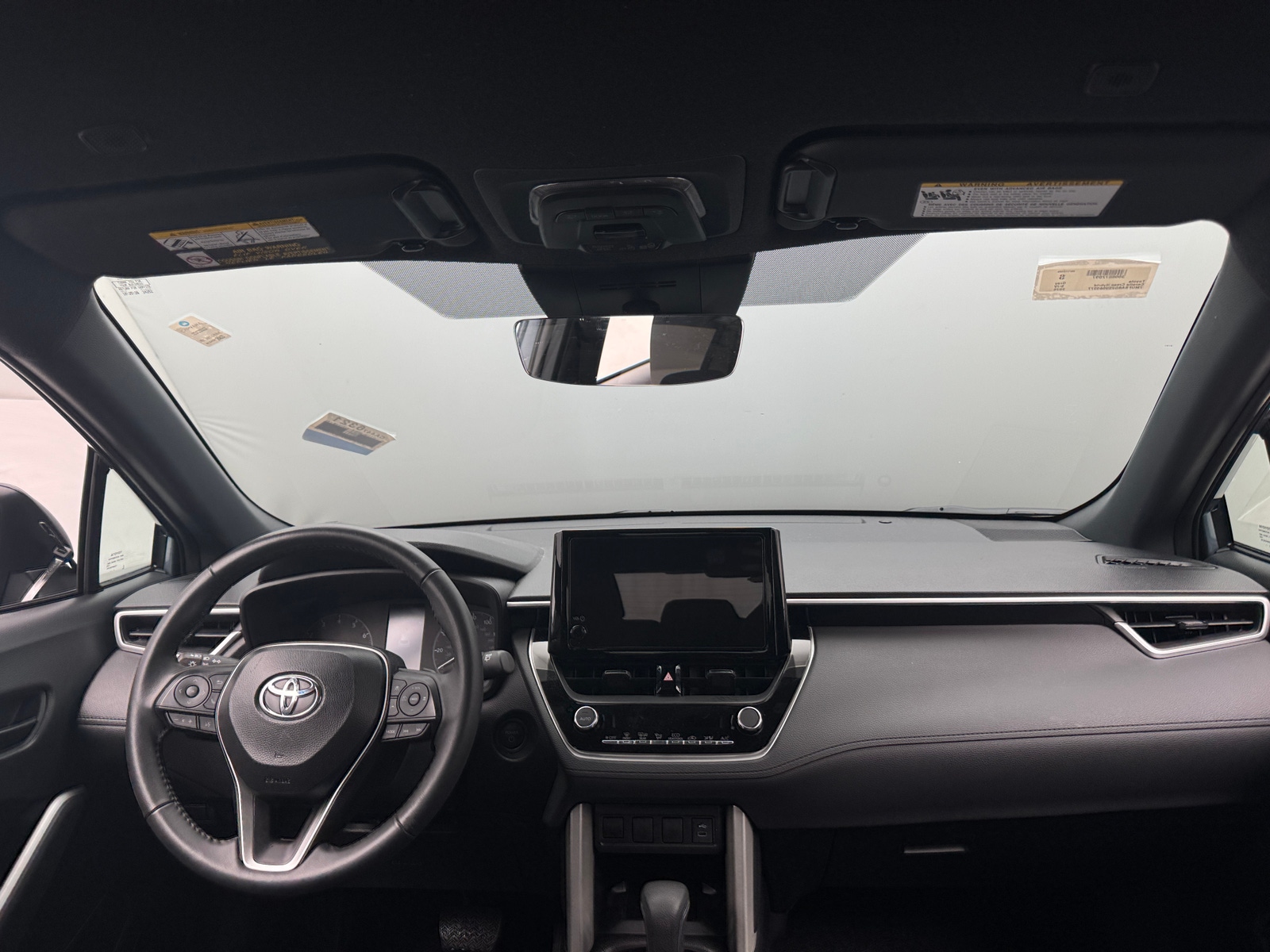 Thumbnail: 2025 Toyota Corolla Cross - 3
